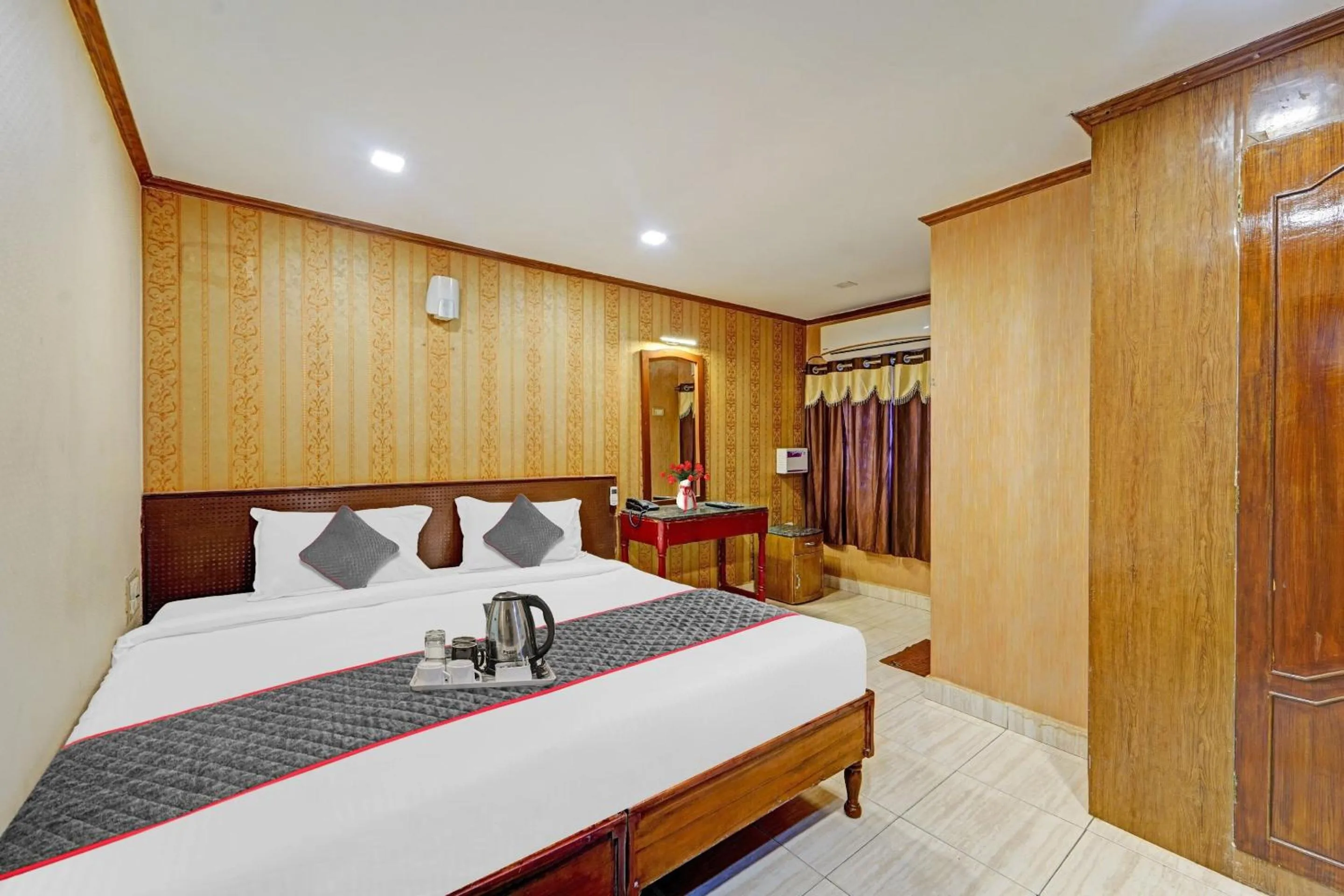 Bedroom, Bed in Collection O Pride Hospitality US Consulate