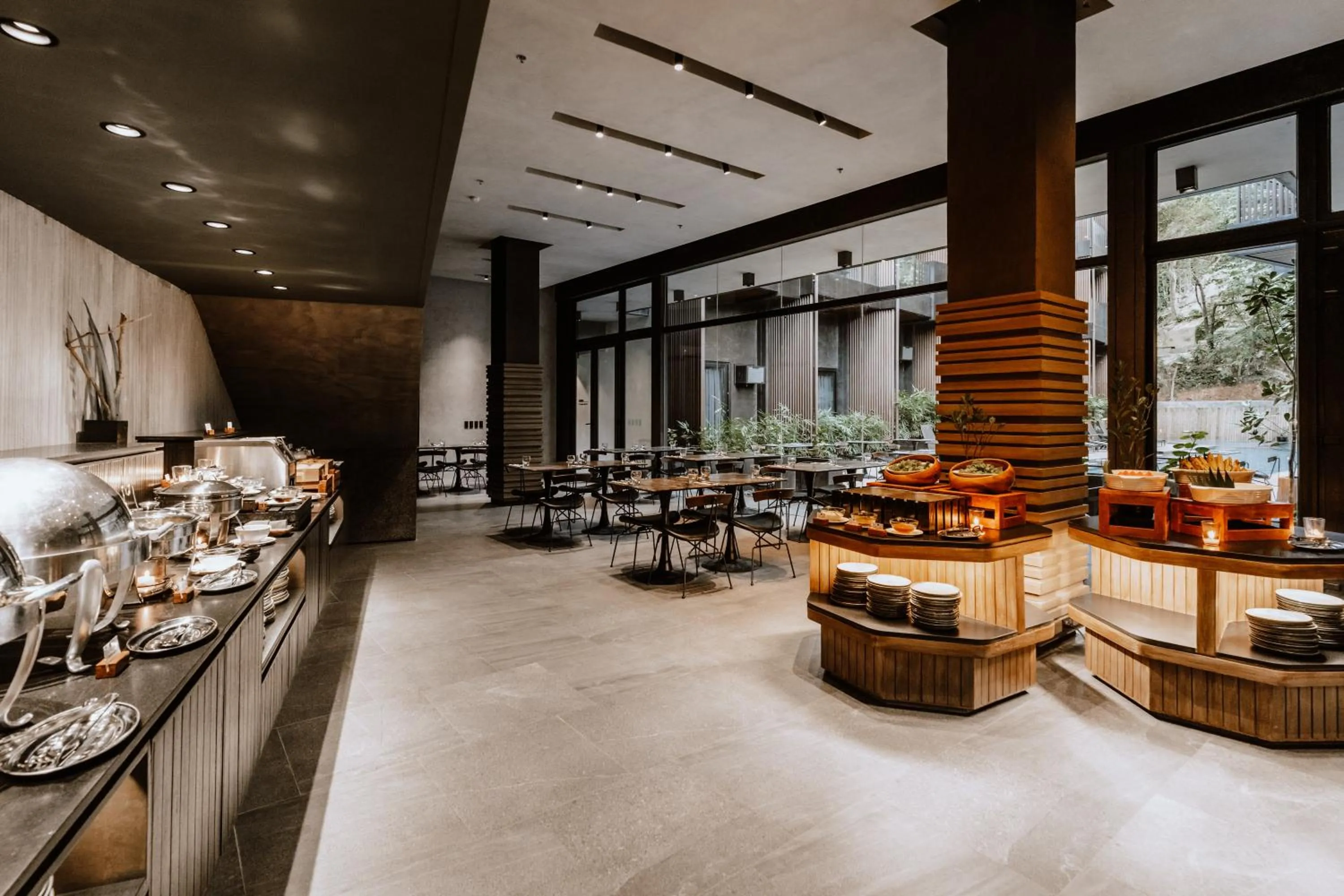 The Funny Lion - El Nido