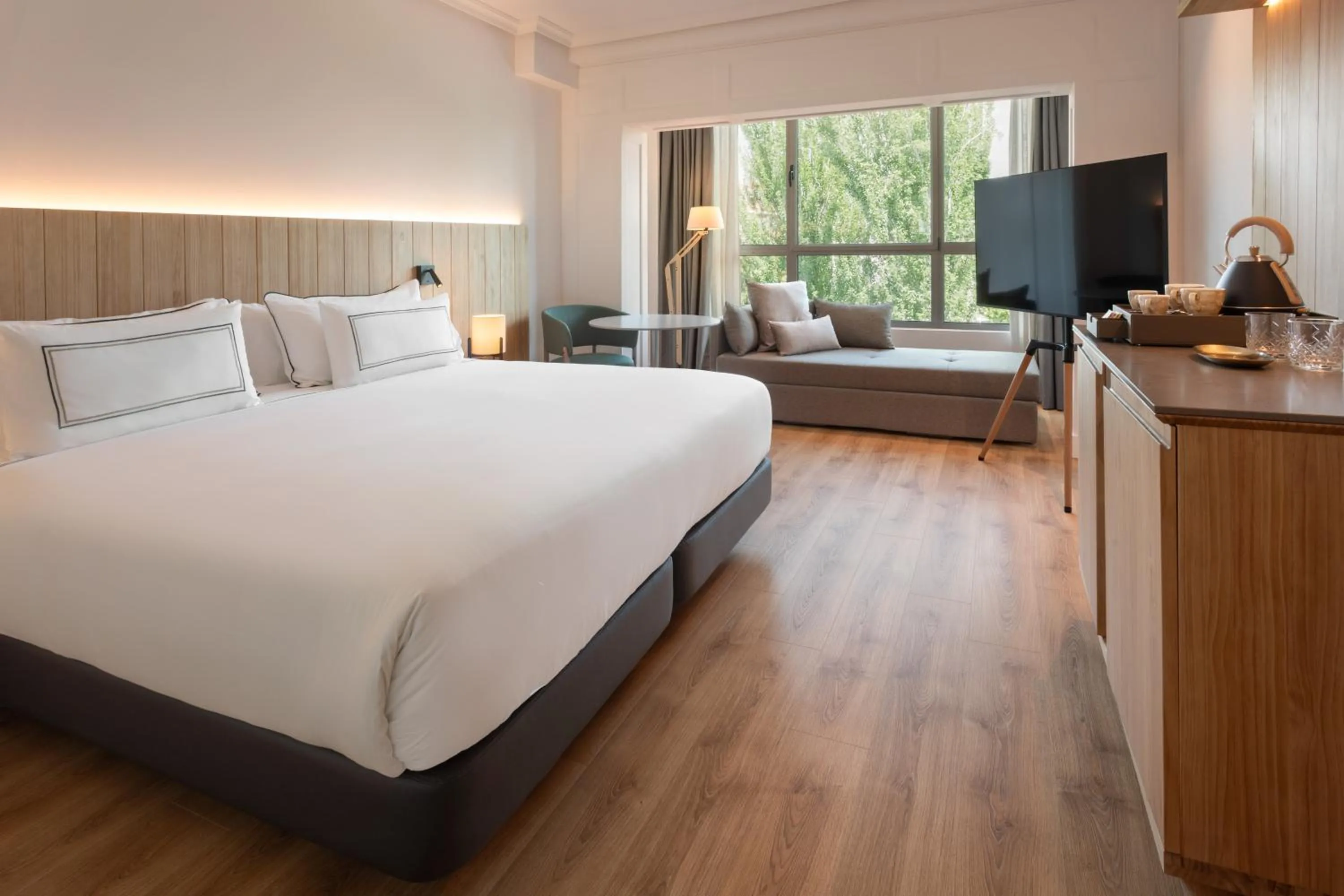 Bed in Melia Barajas