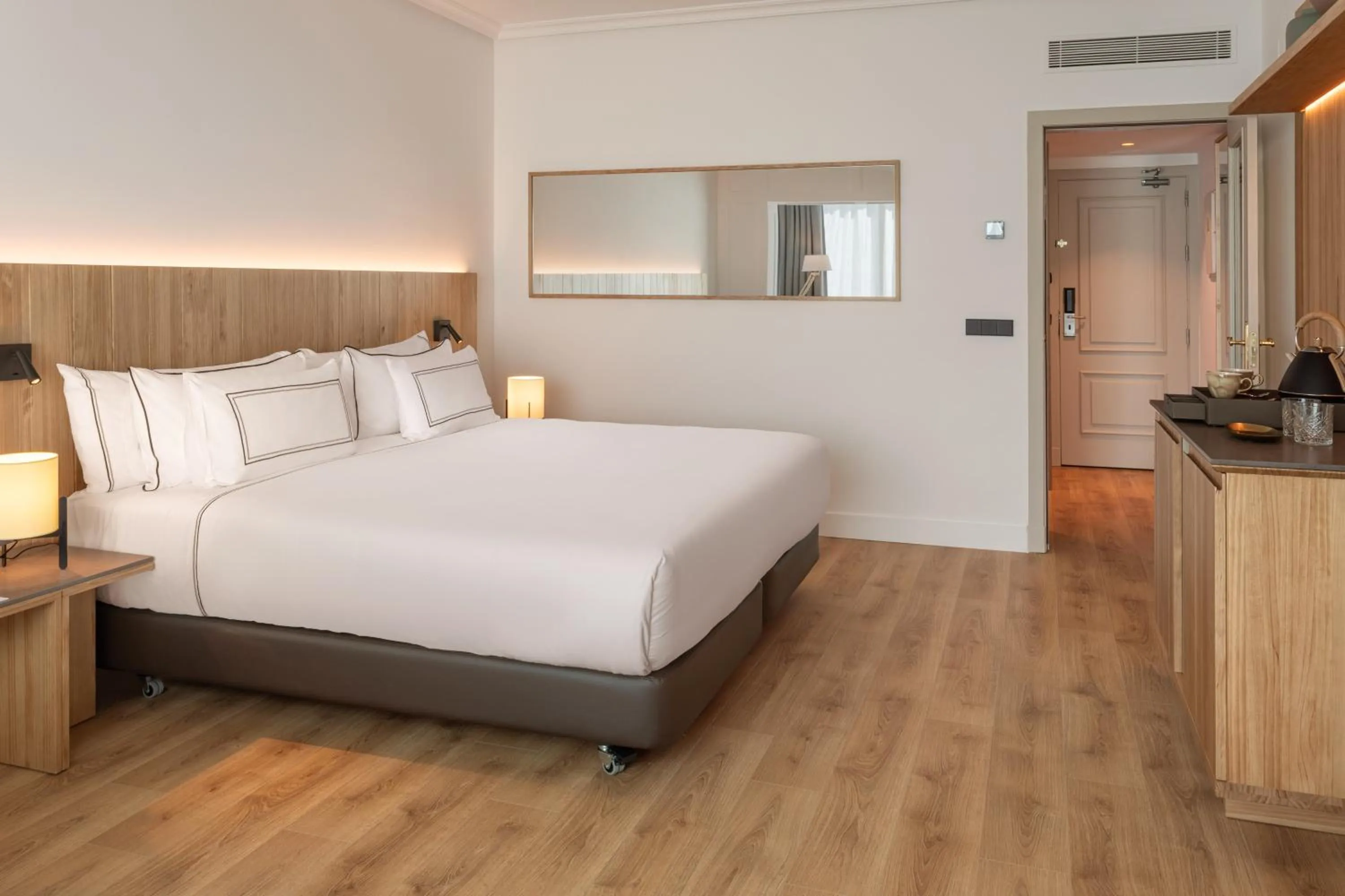 Bed in Melia Barajas