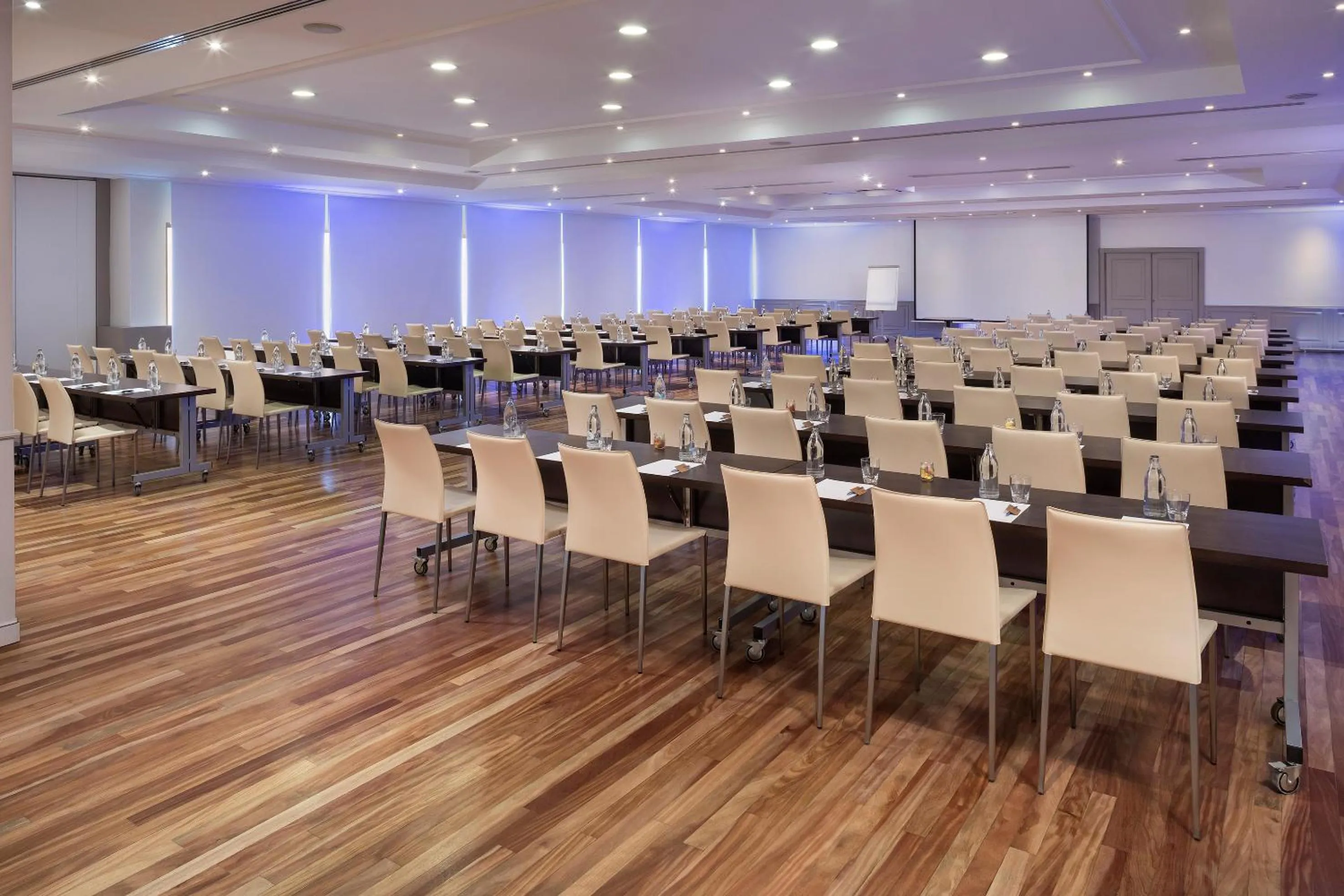 Meeting/conference room in Melia Barajas