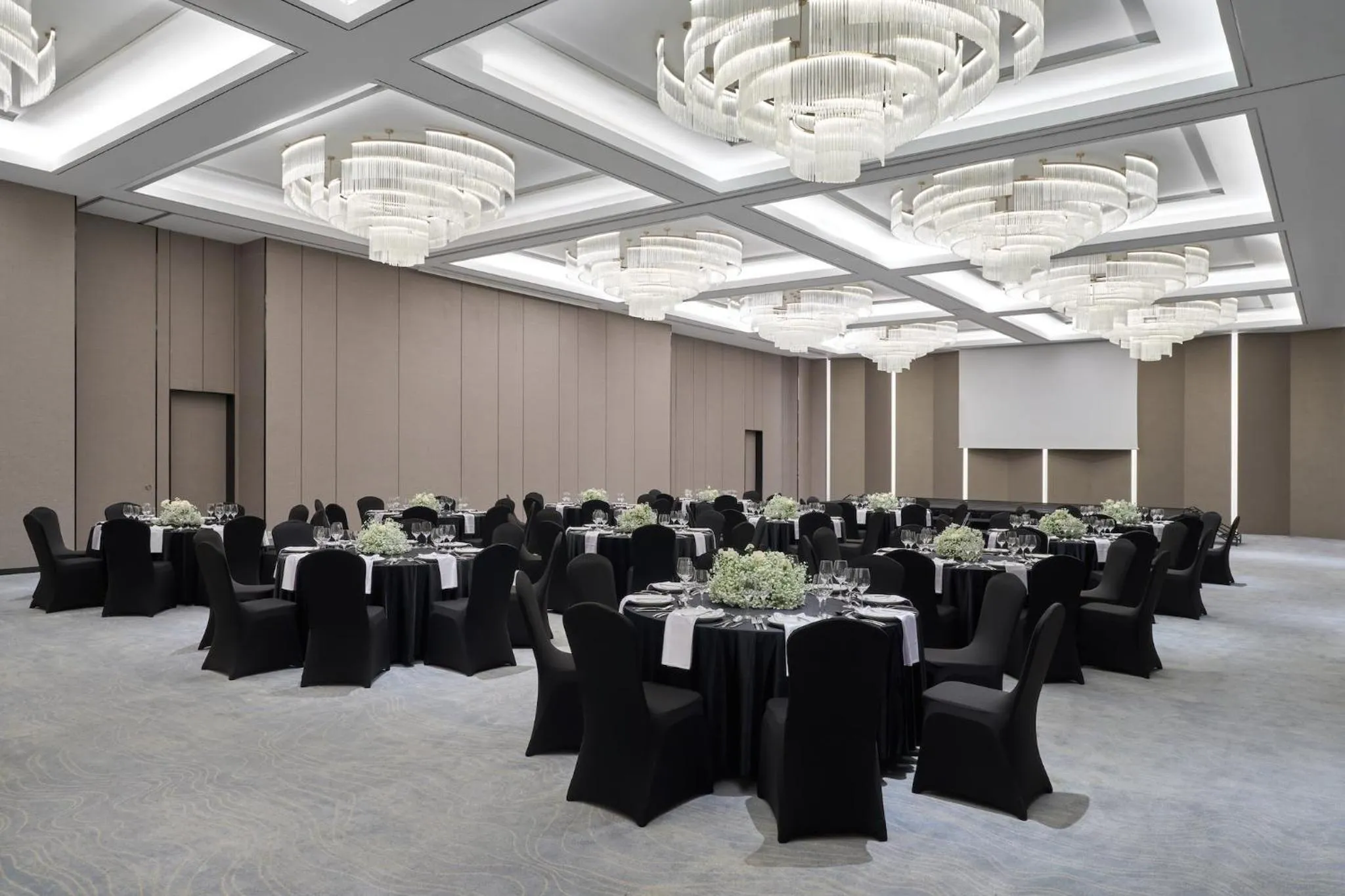 Banquet/Function facilities in Crowne Plaza Danang City Centre by IHG