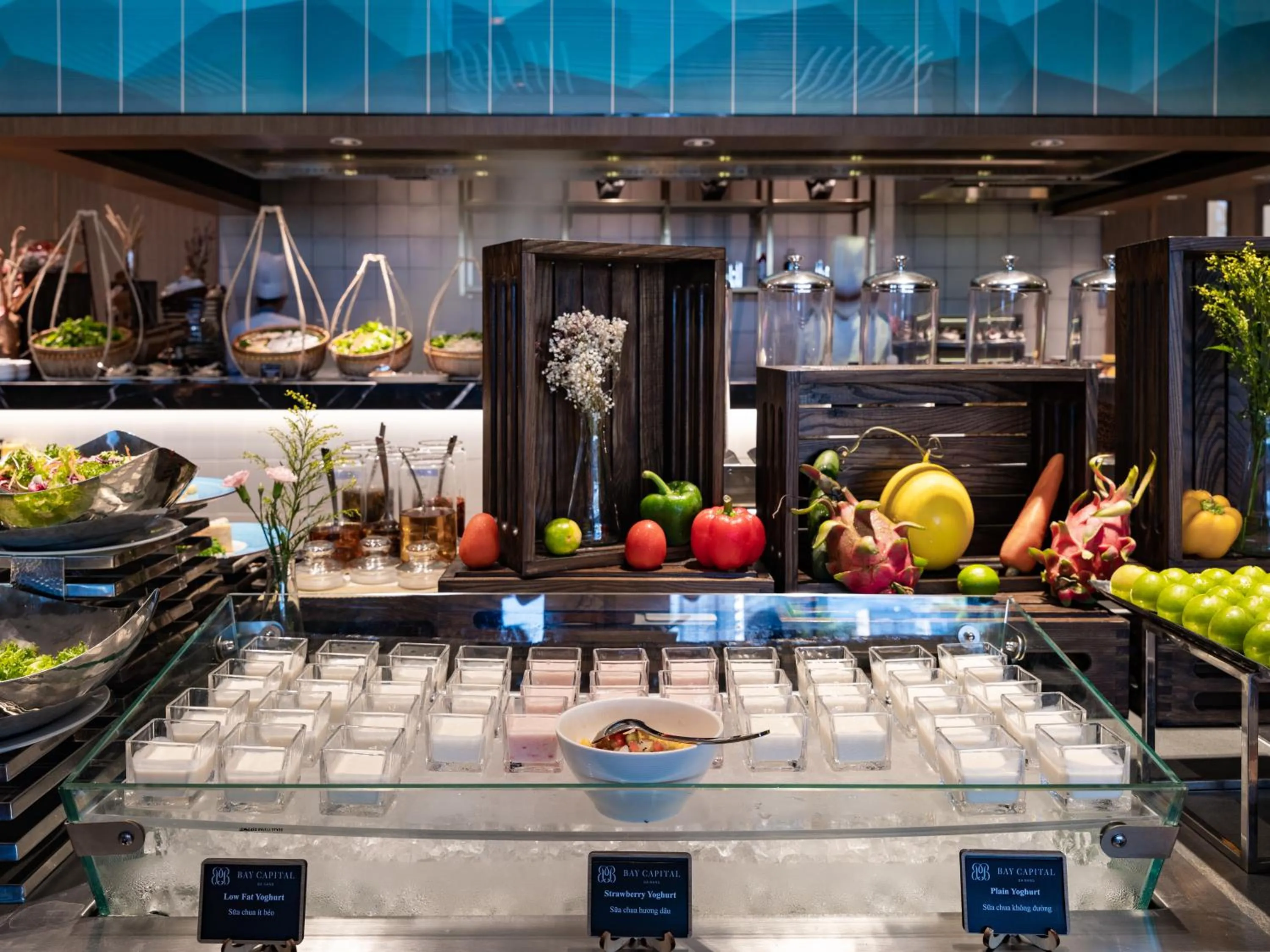 Food in Crowne Plaza Danang City Centre by IHG