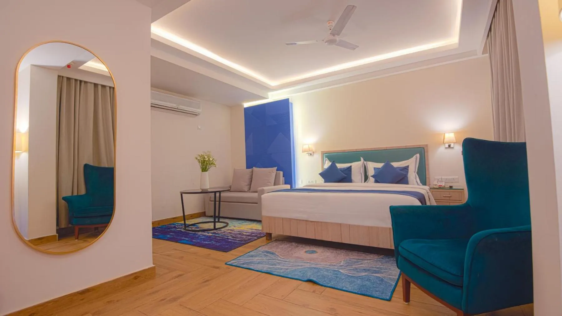 Bed in Le Seasons Resort