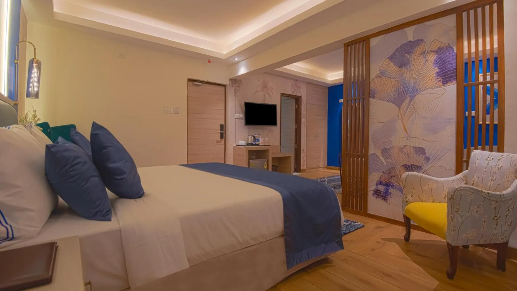 Bed in Le Seasons Resort