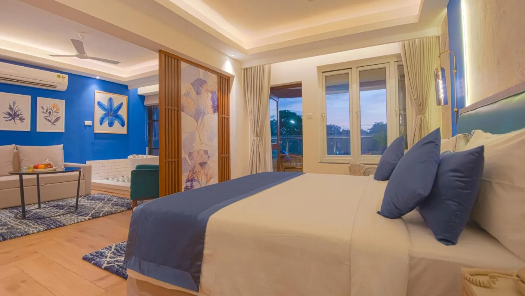 Bed in Le Seasons Resort