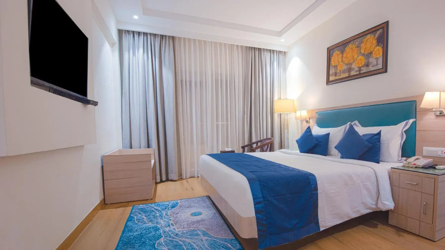 Standard Double Room in Le Seasons Resort Standard Double Room in Le Seasons Resort