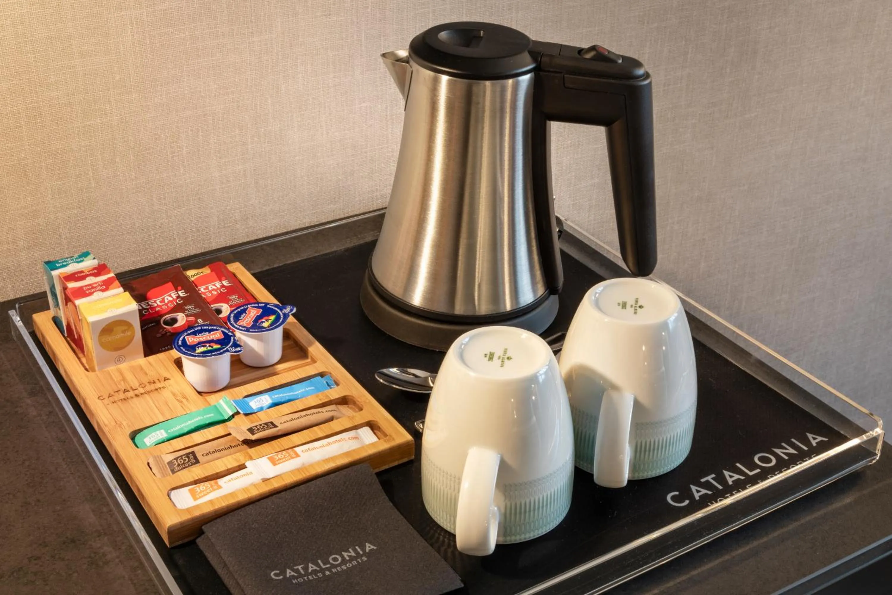 Coffee/tea facilities in Catalonia El Retiro