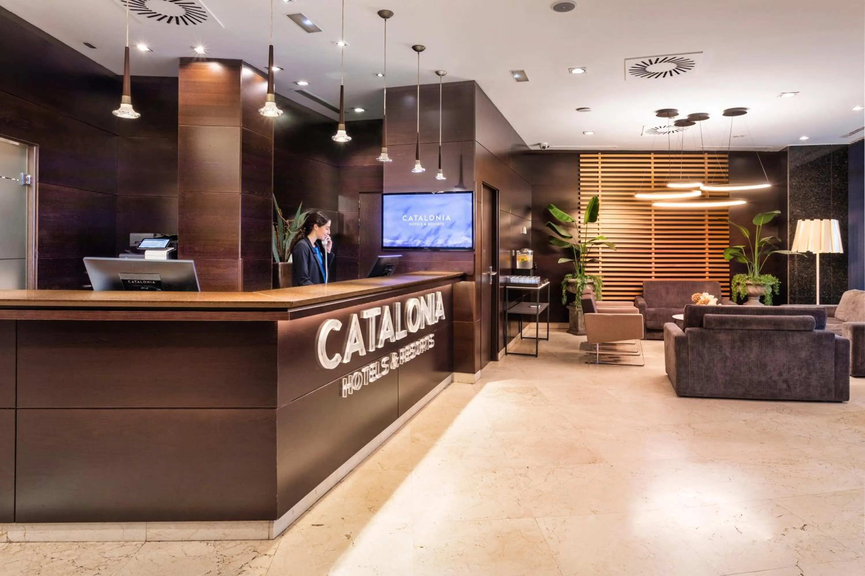 Lobby or reception in Catalonia El Retiro