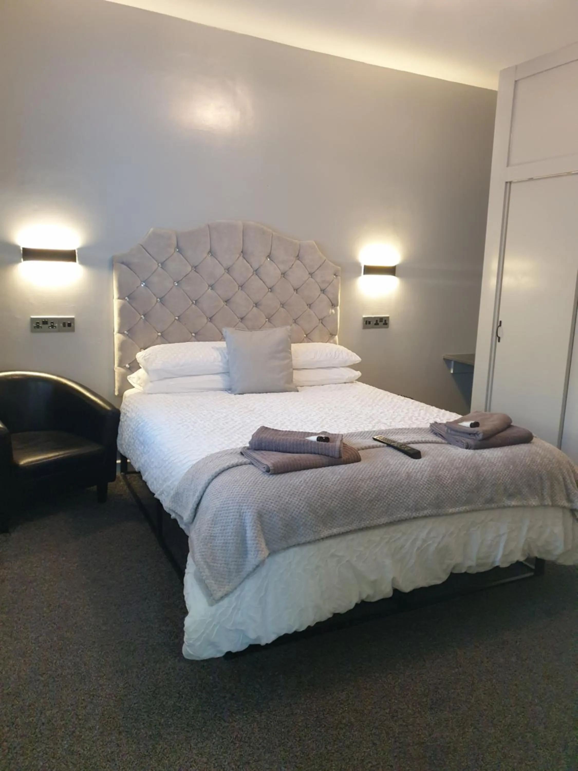 Bed in The Coastal Inn OUTBUILDING