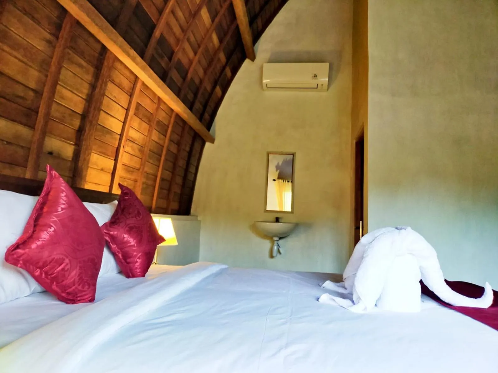 Bedroom, Bed in The Hill Prananta