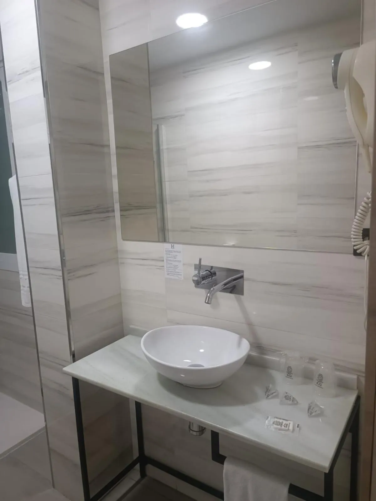 Bathroom in Hotel Cedran