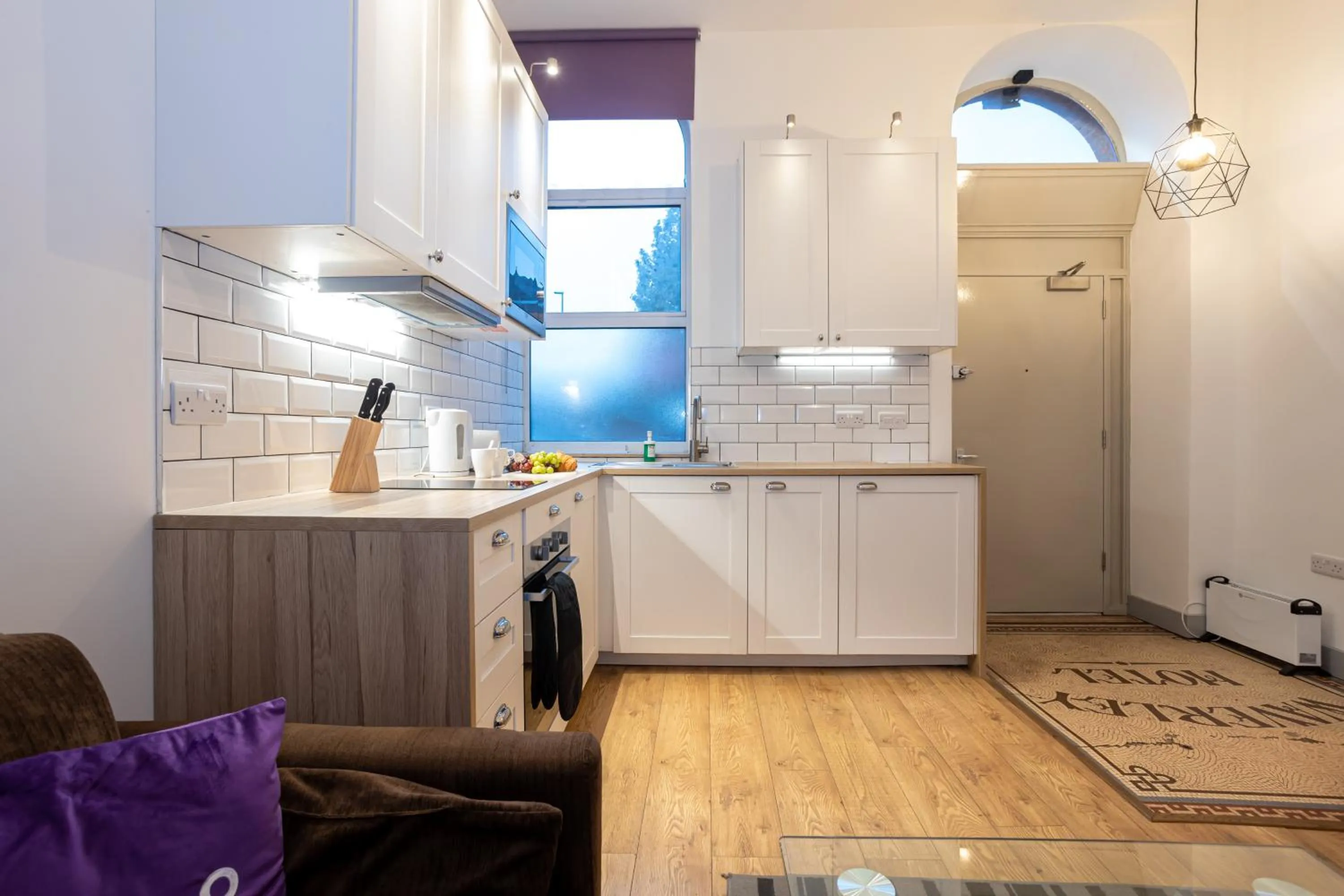 Pillo Rooms Serviced Apartments - Salford