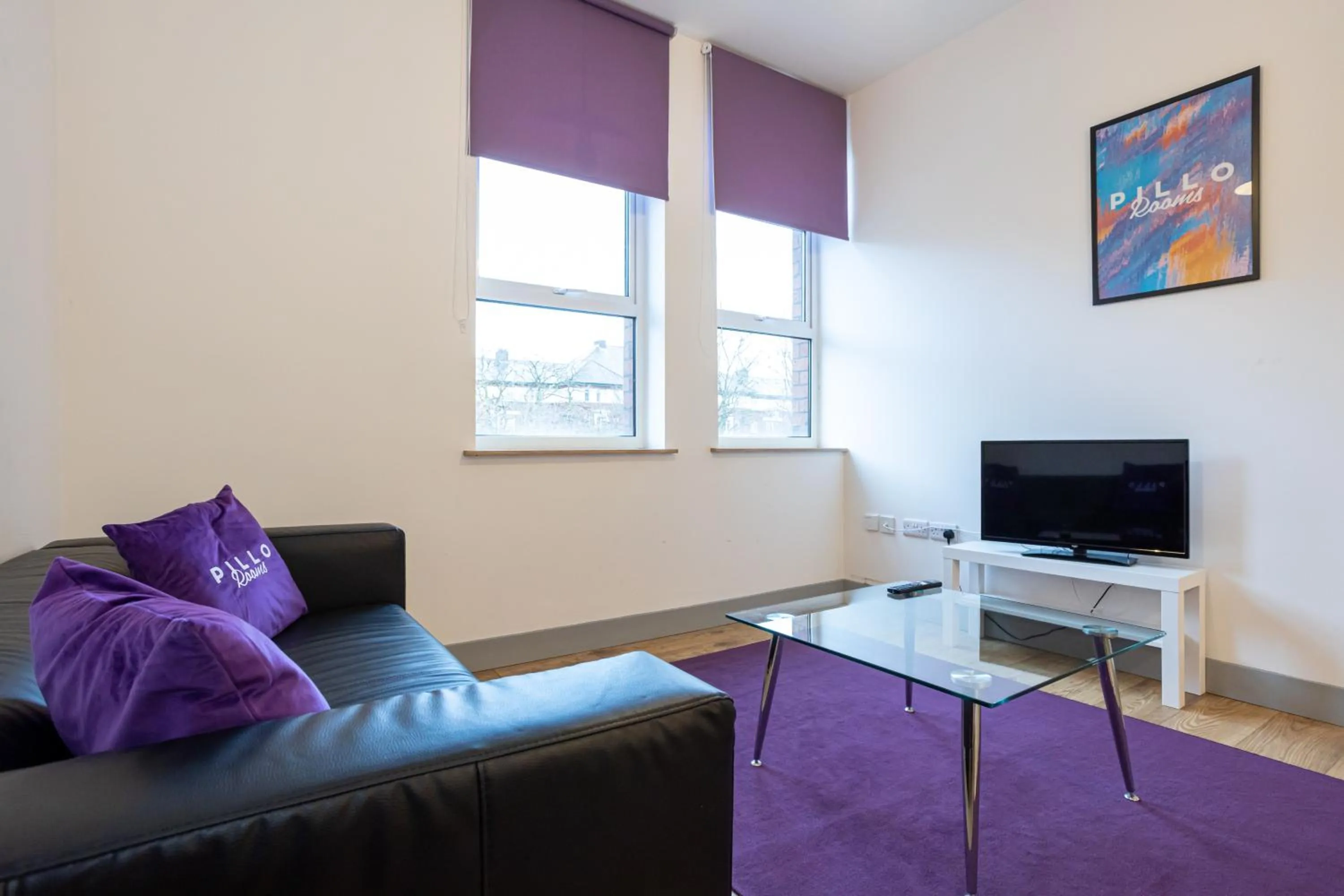 Pillo Rooms Serviced Apartments - Salford