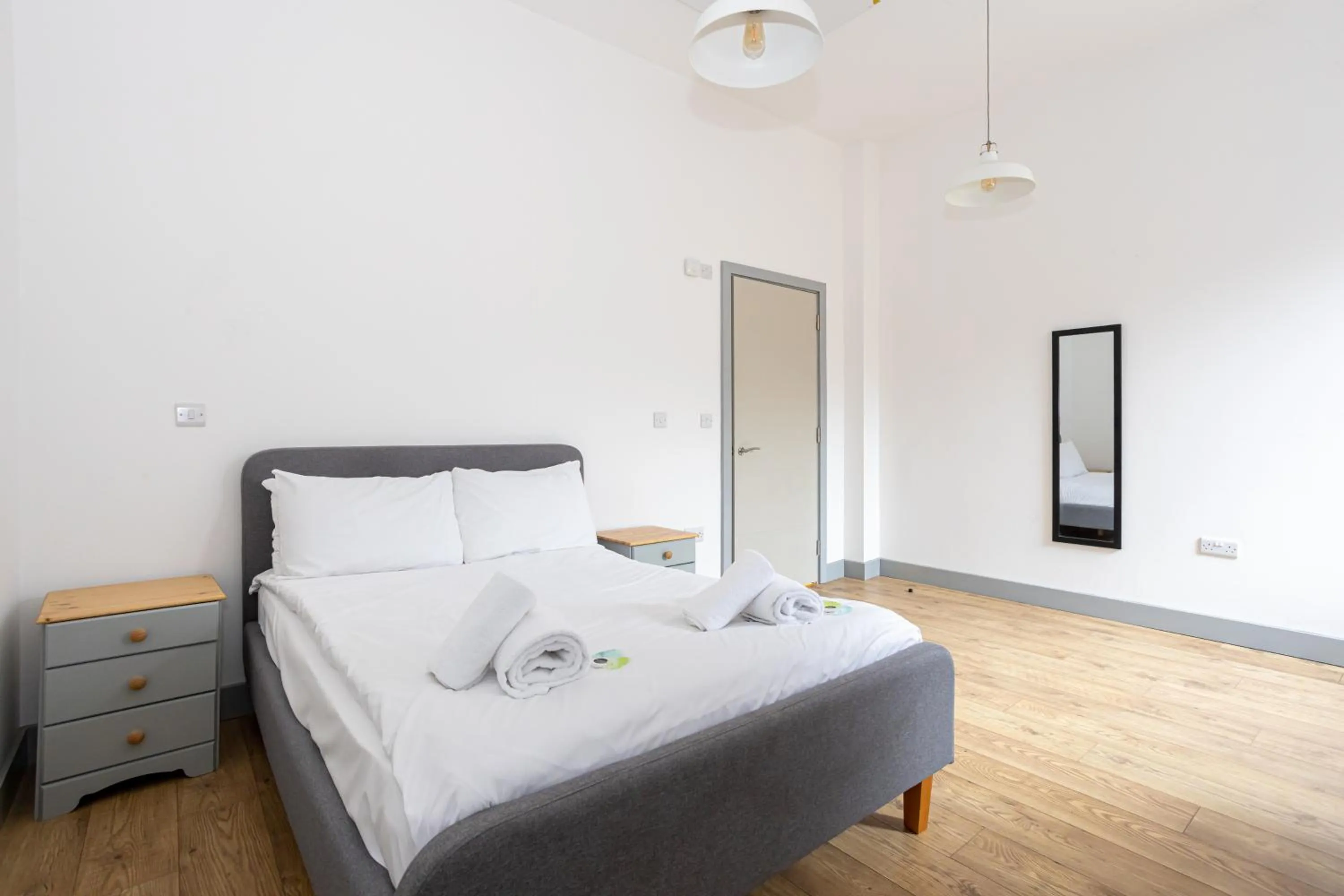 Bed in Pillo Rooms Serviced Apartments - Salford