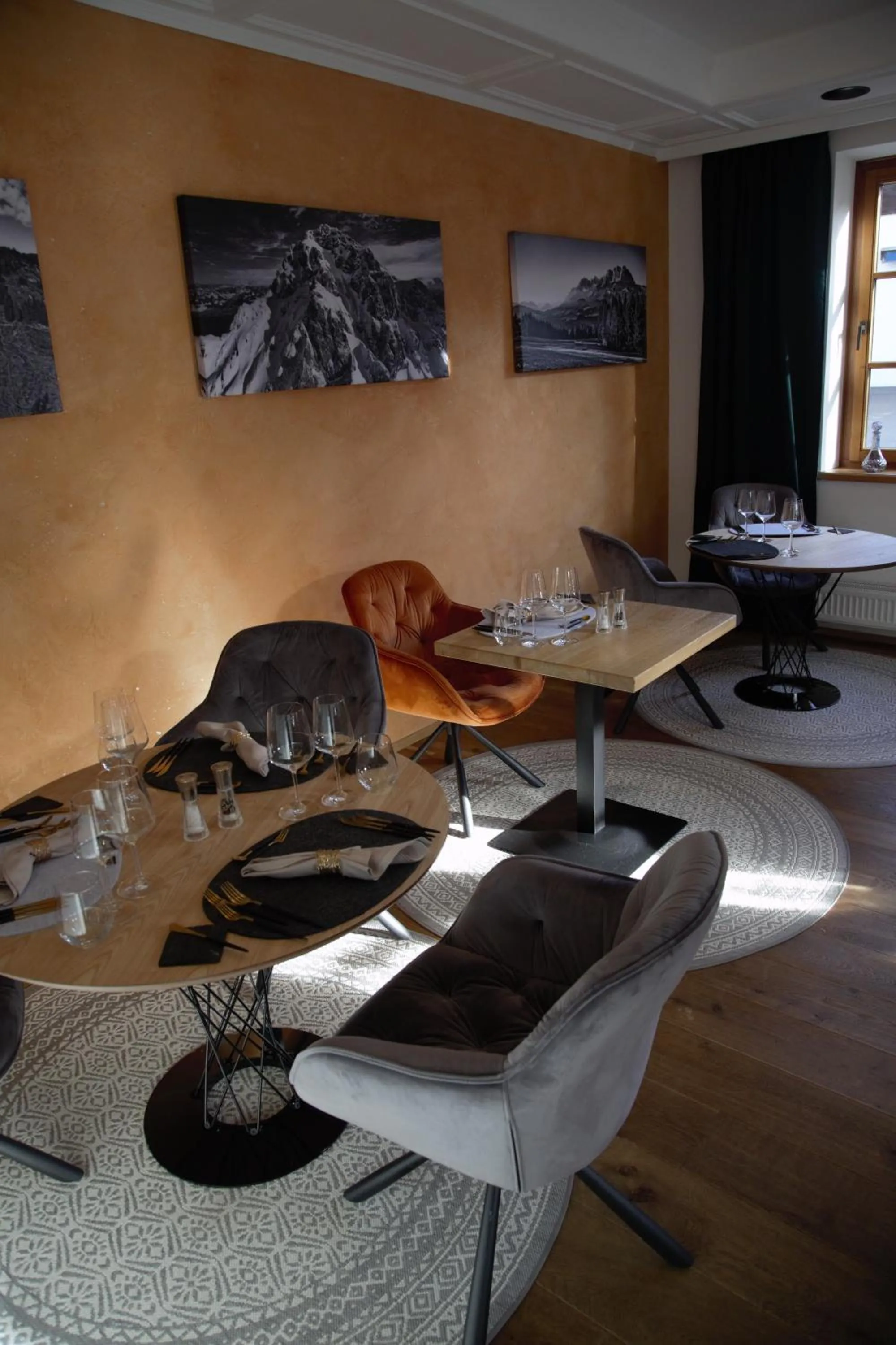 Restaurant/places to eat in Hotel Crystal - KitzHorn Suites