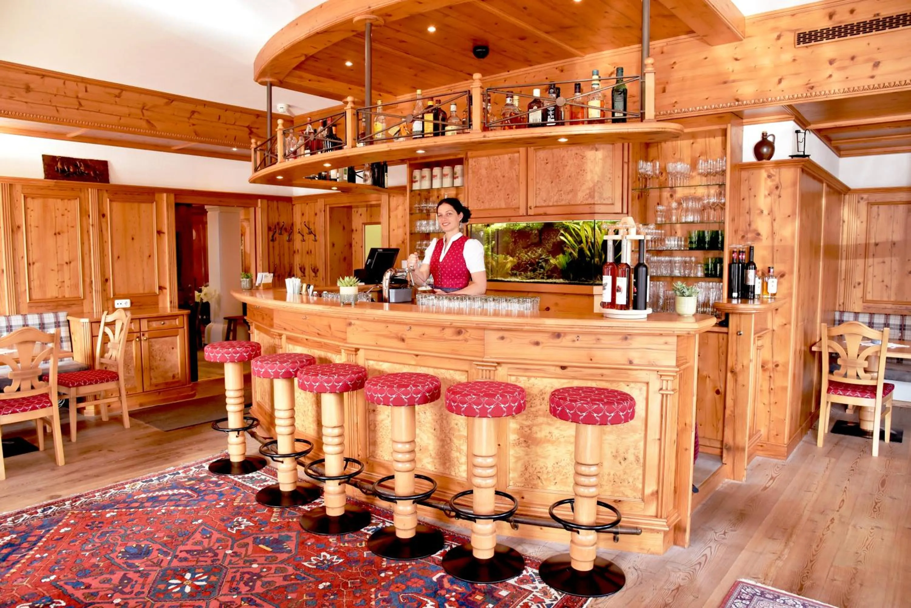 Lounge or bar in Hotel Crystal - KitzHorn Suites