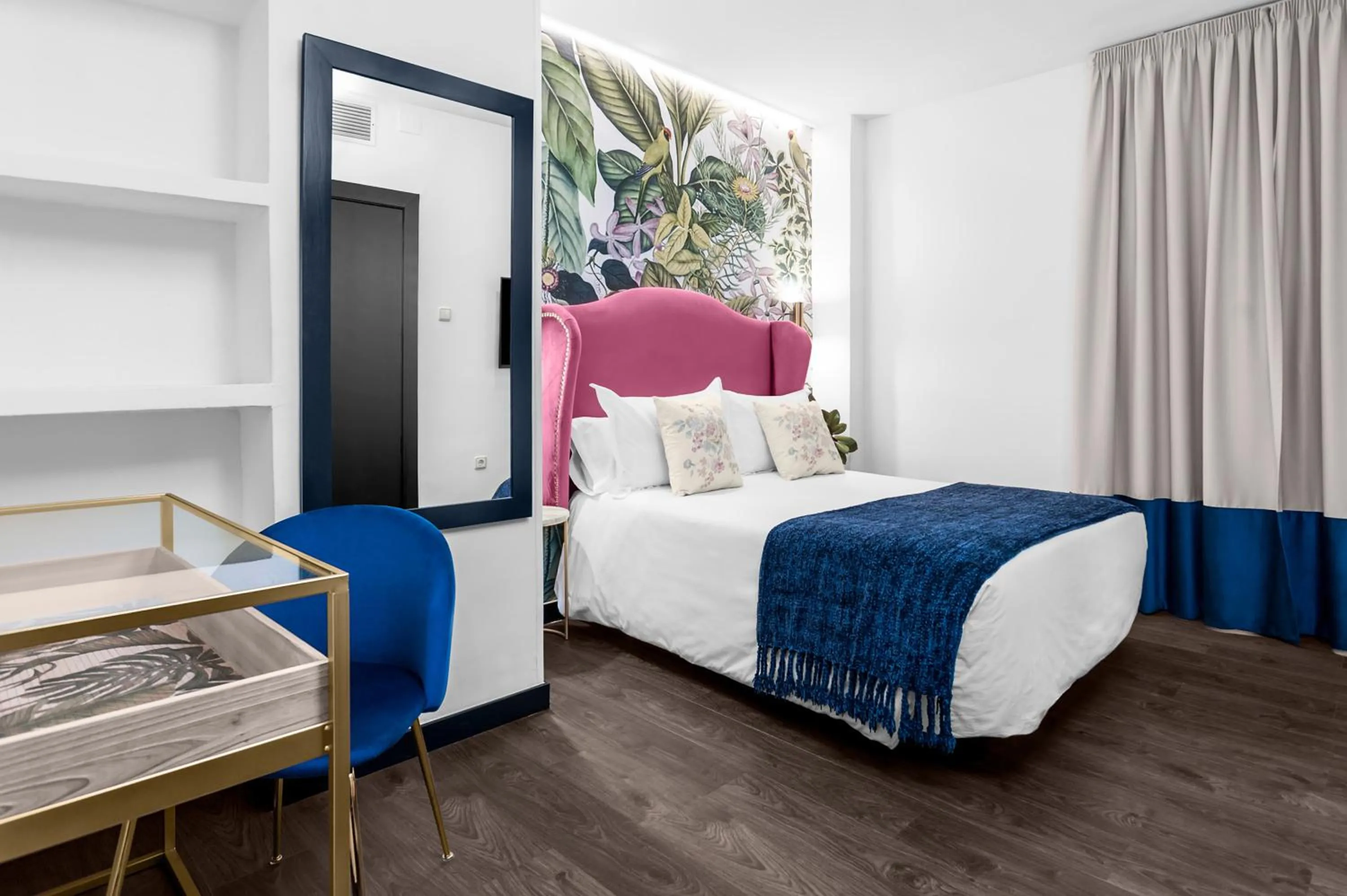 Bed in Hotel Los Girasoles by Maxi Hoteles