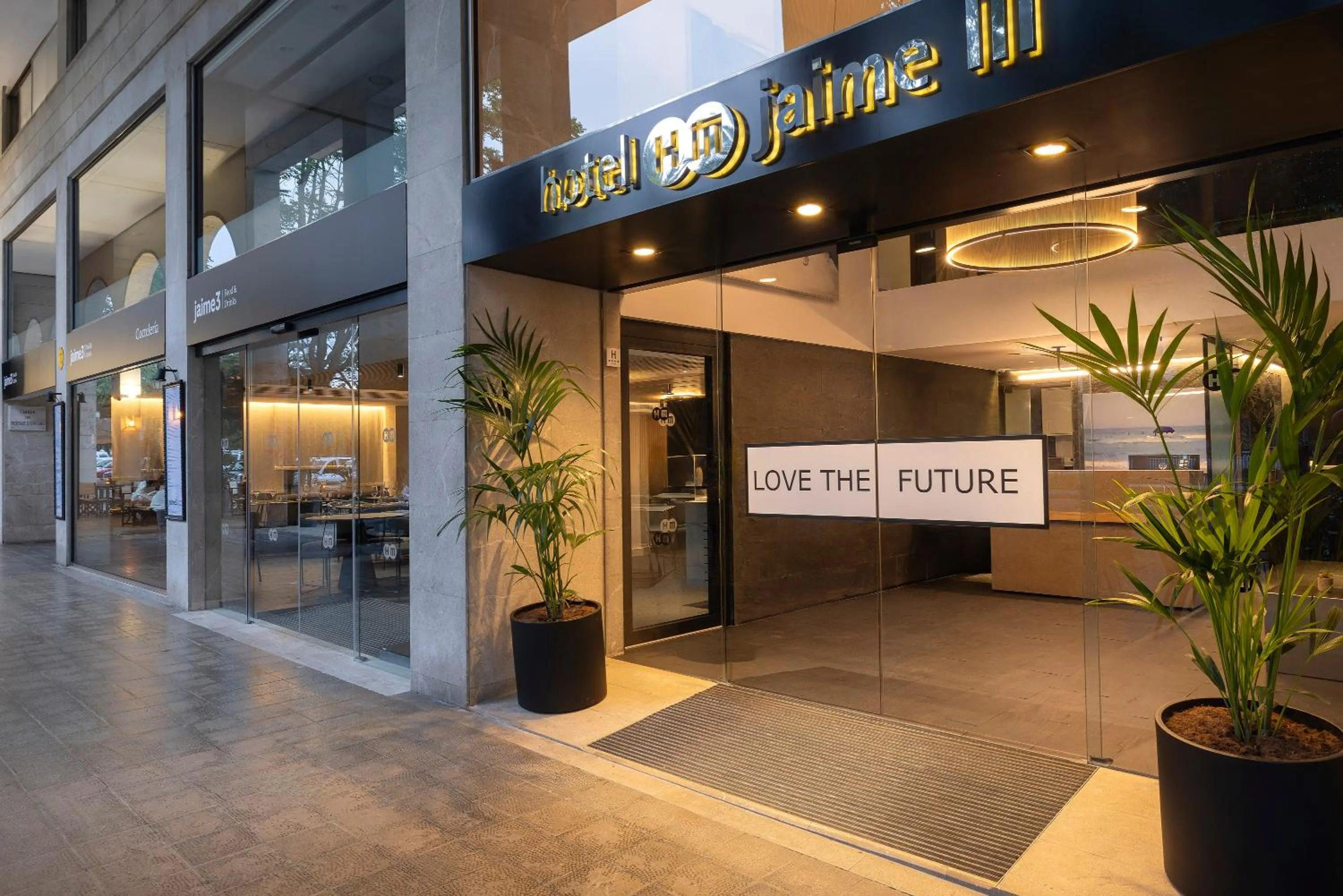 Property building in HM Jaime III