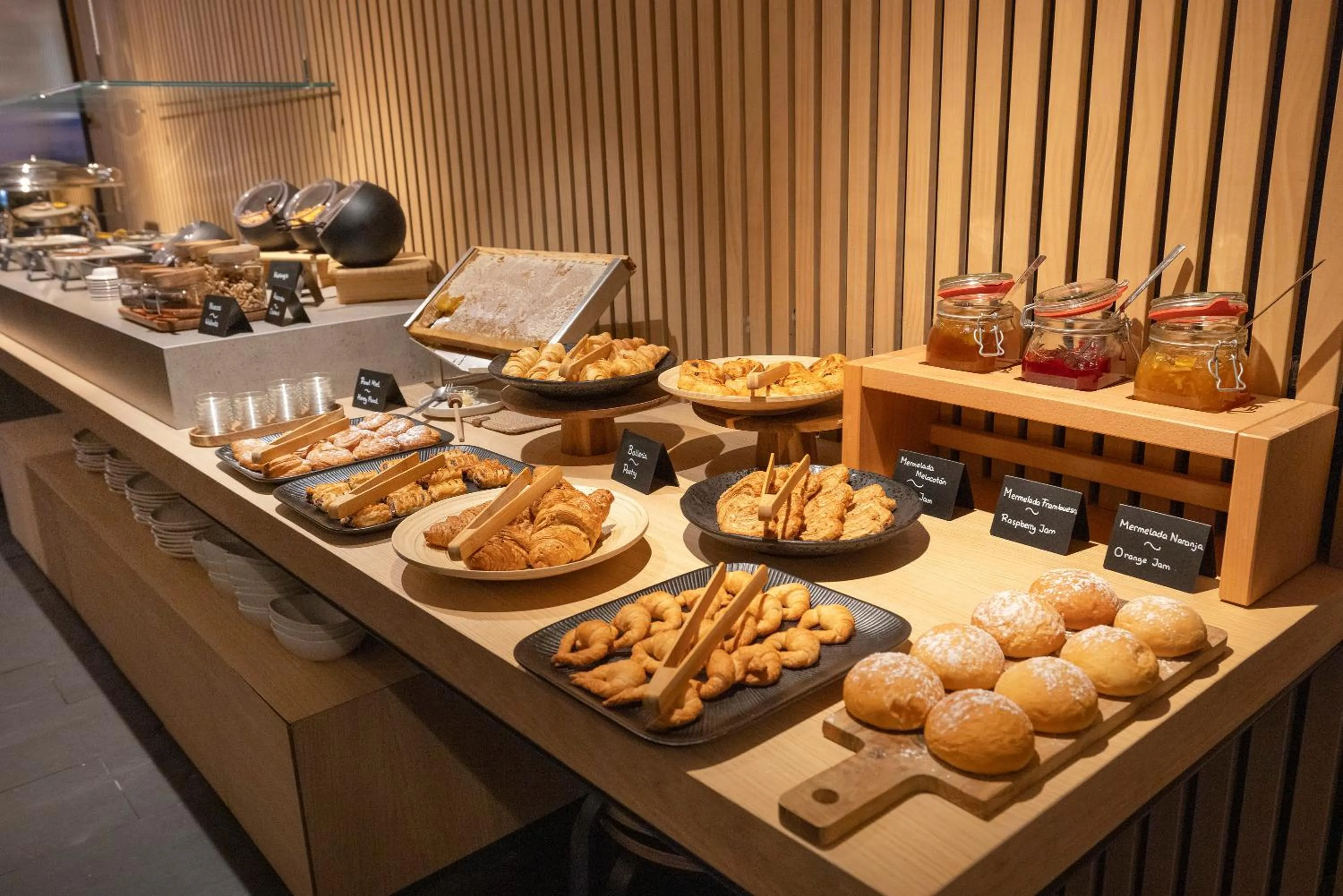 Breakfast in HM Jaime III