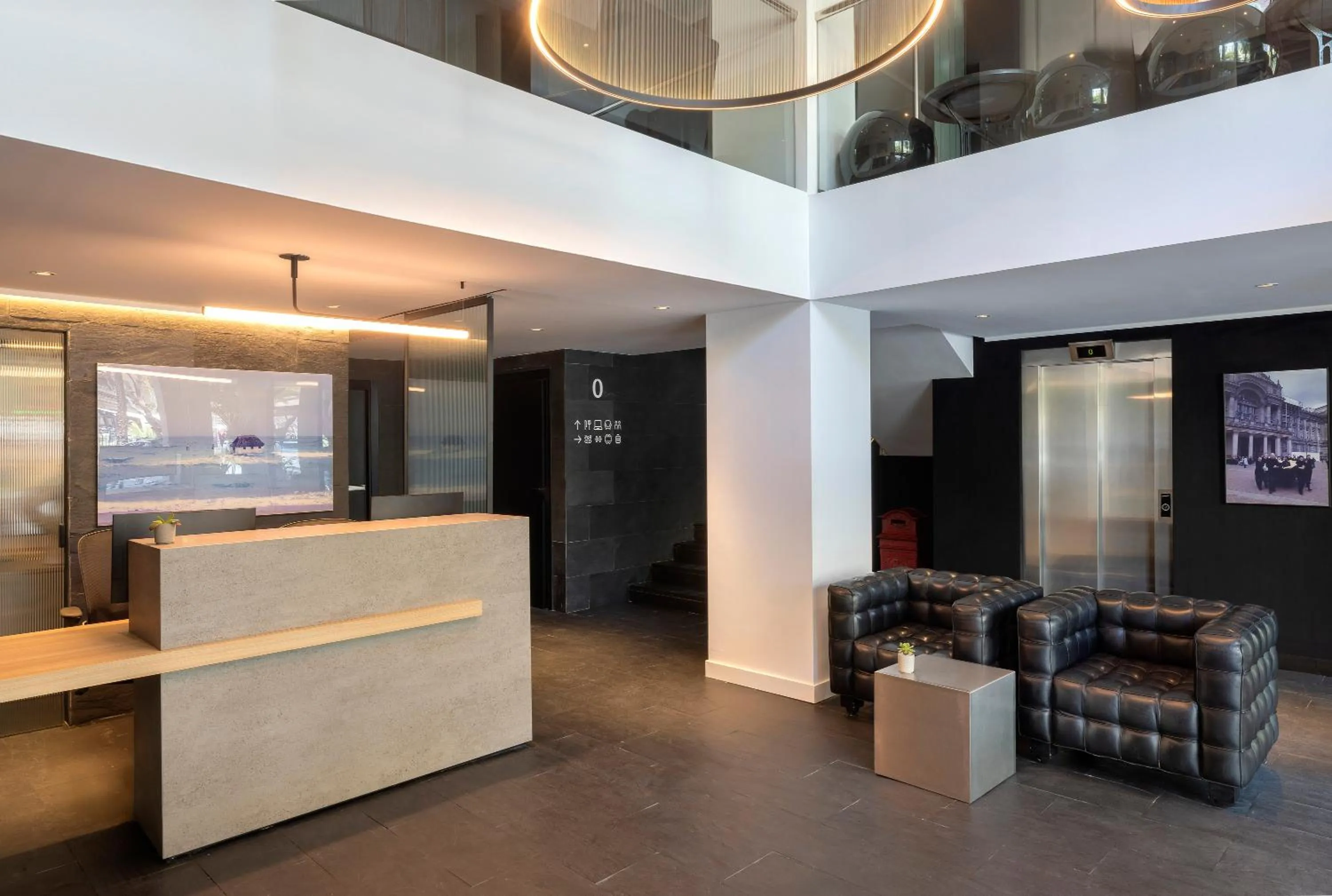 Lobby or reception in HM Jaime III