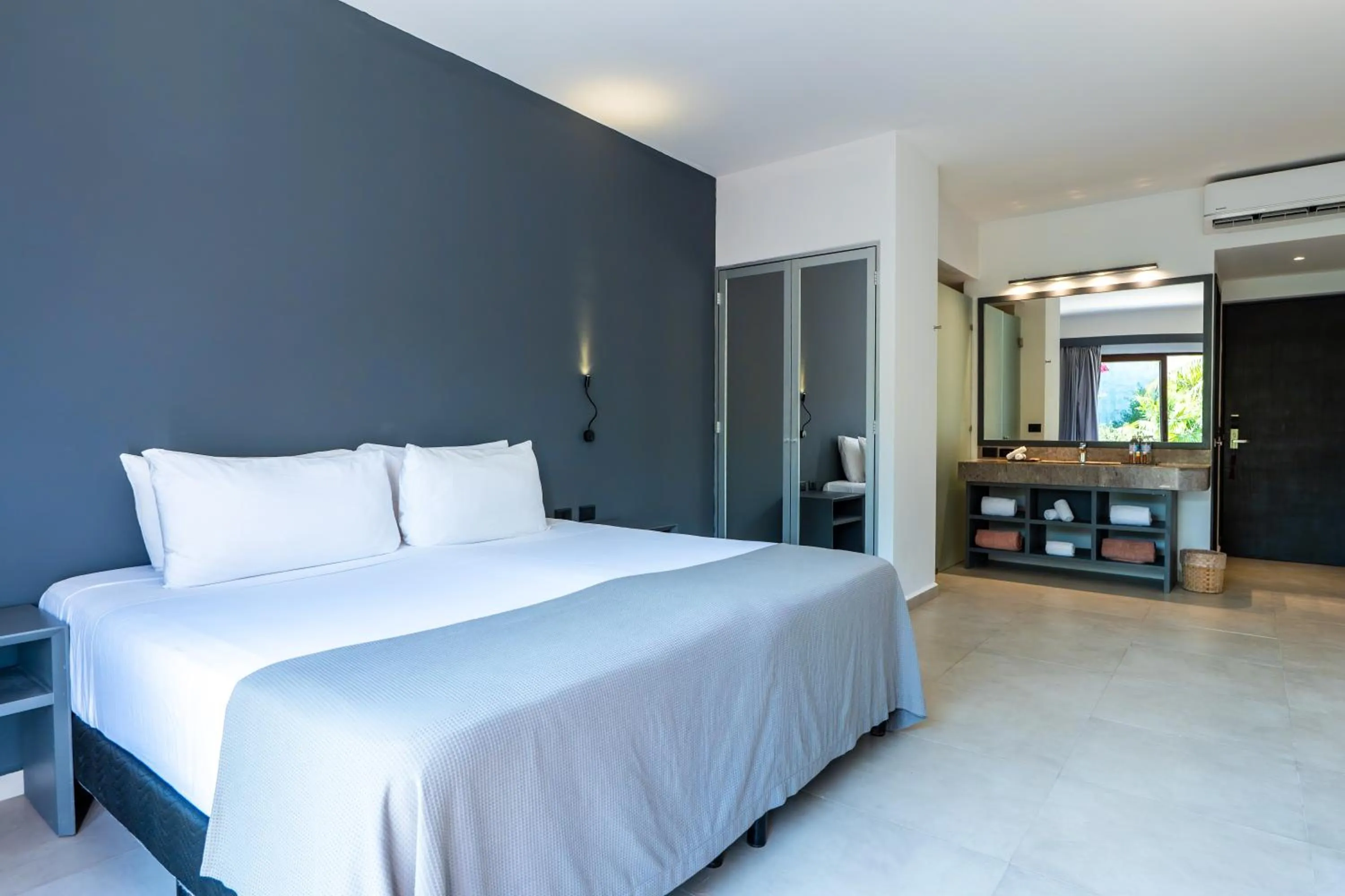 Bedroom, Bed in My Blue Hotel Holbox