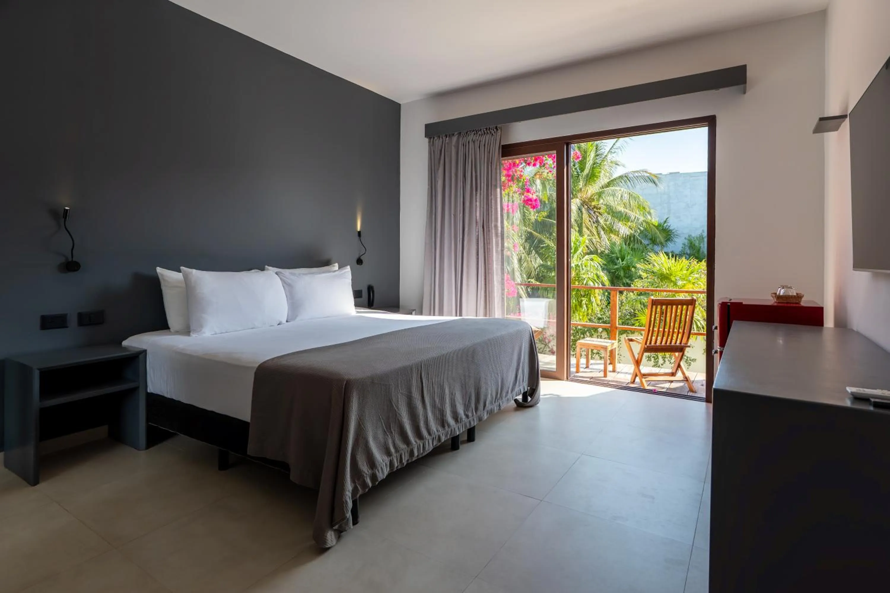 Bedroom, Bed in My Blue Hotel Holbox