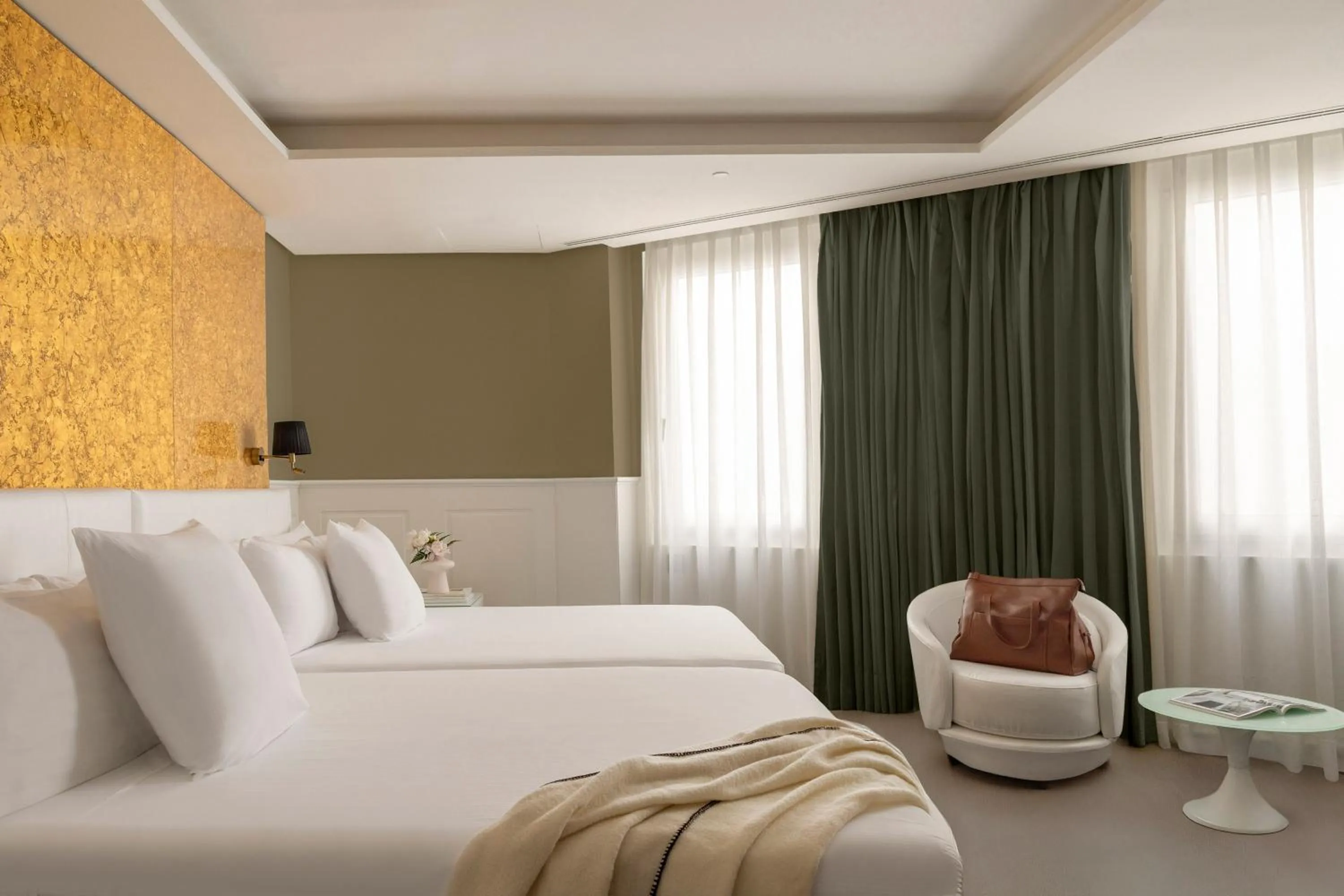 Bed in Hotel Colón Gran Meliá - The Leading Hotels of the World