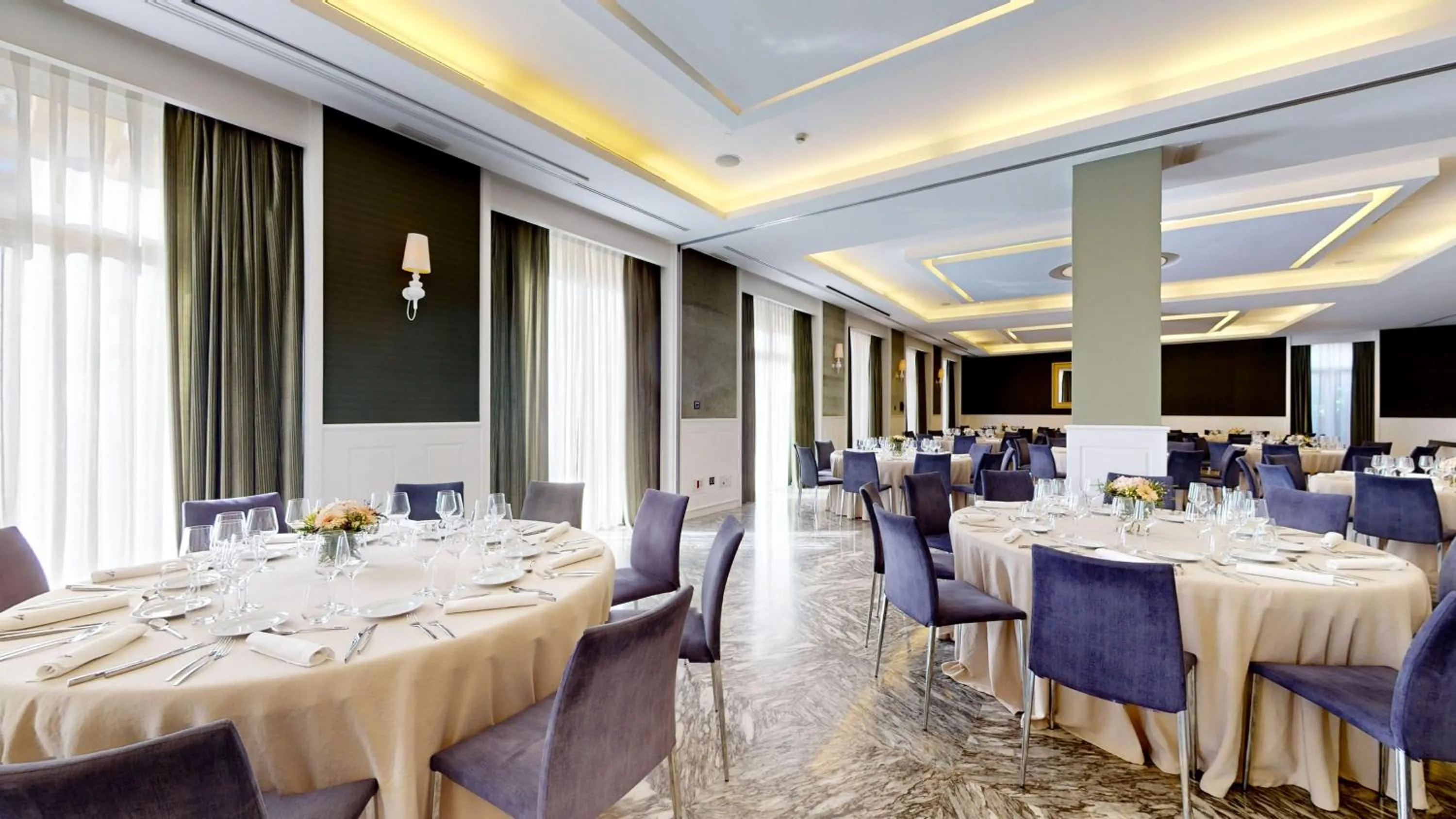 Restaurant/places to eat in Hotel Colón Gran Meliá - The Leading Hotels of the World