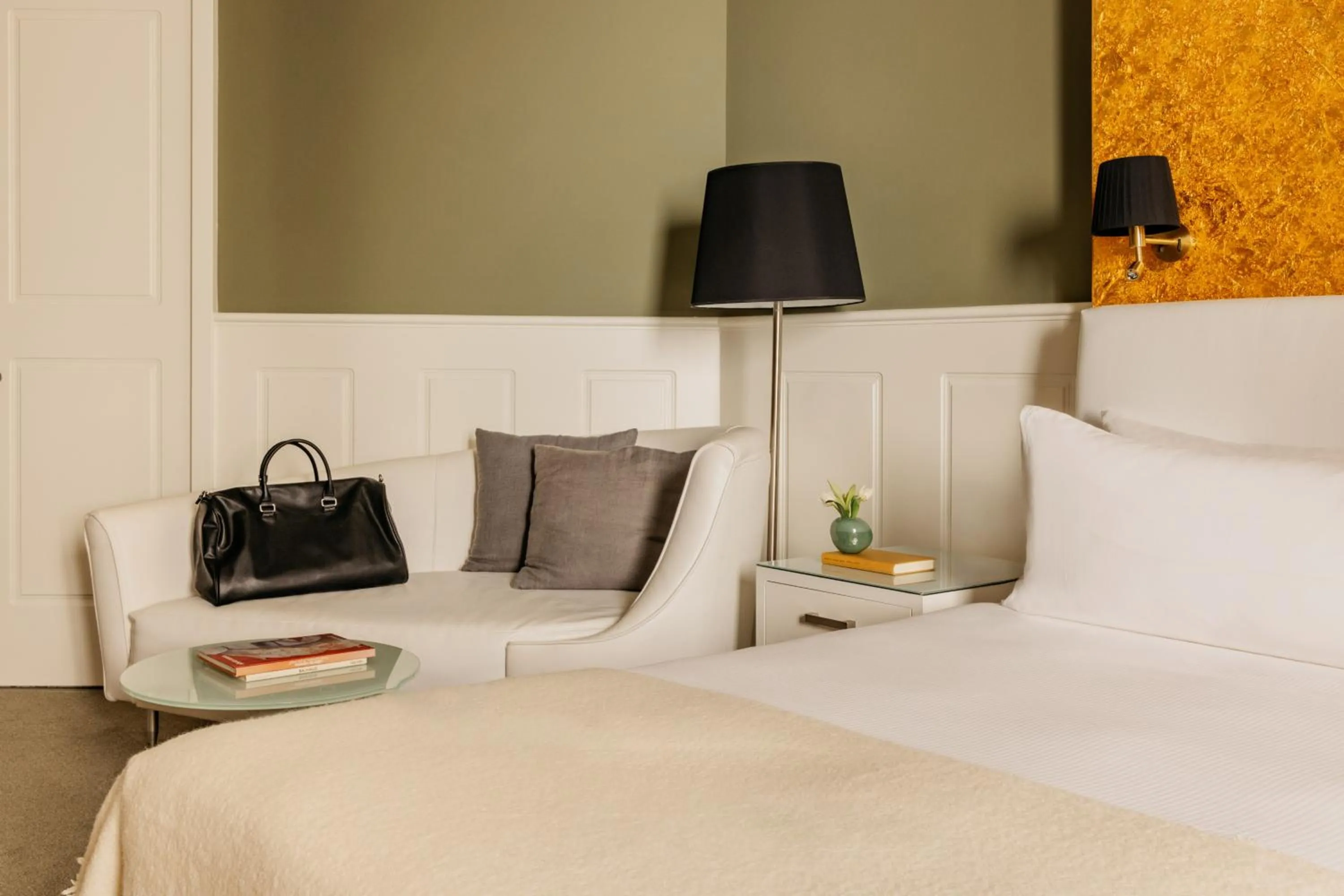 Bed in Hotel Colón Gran Meliá - The Leading Hotels of the World