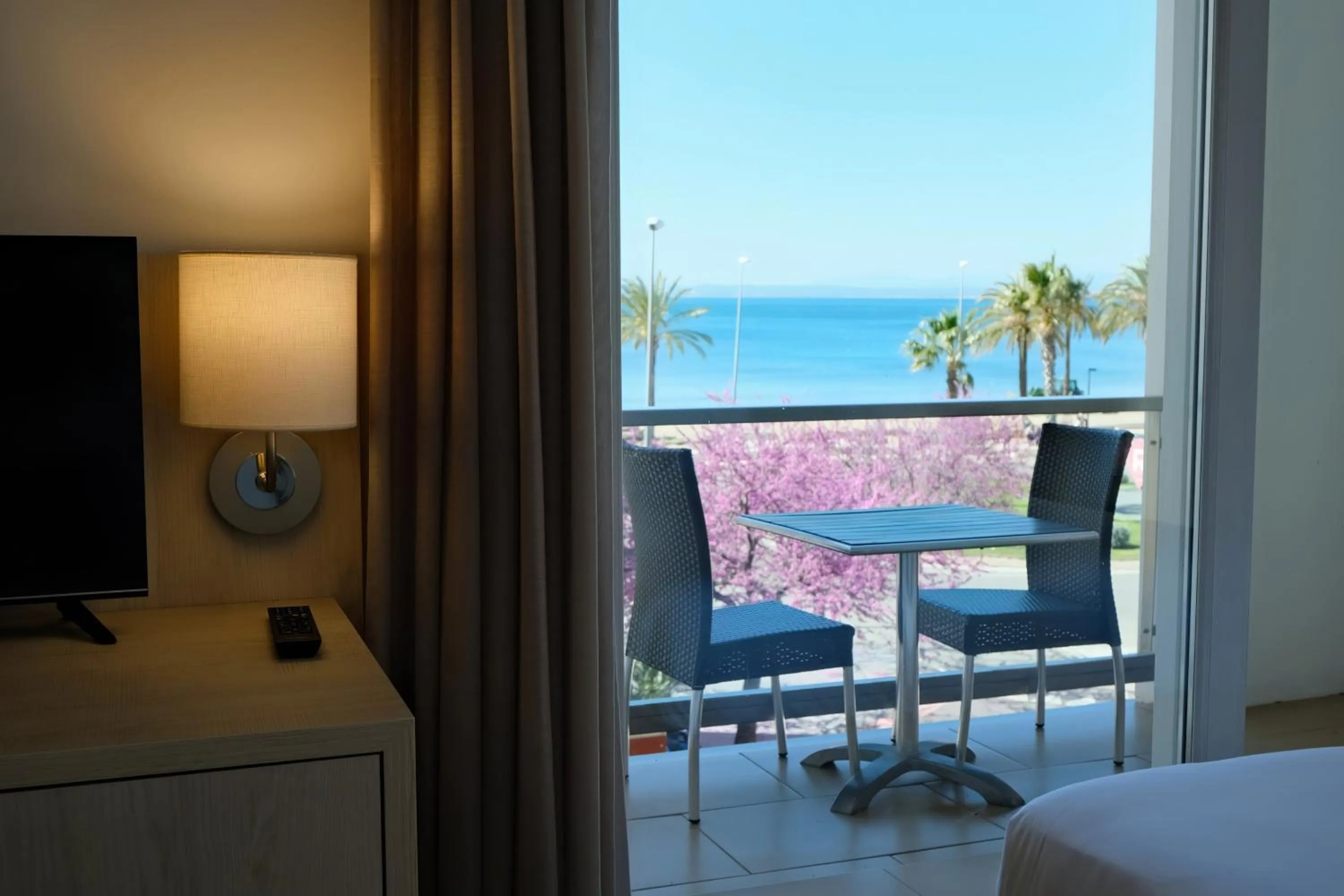 View (from property/room), Bed in Hotel Marina