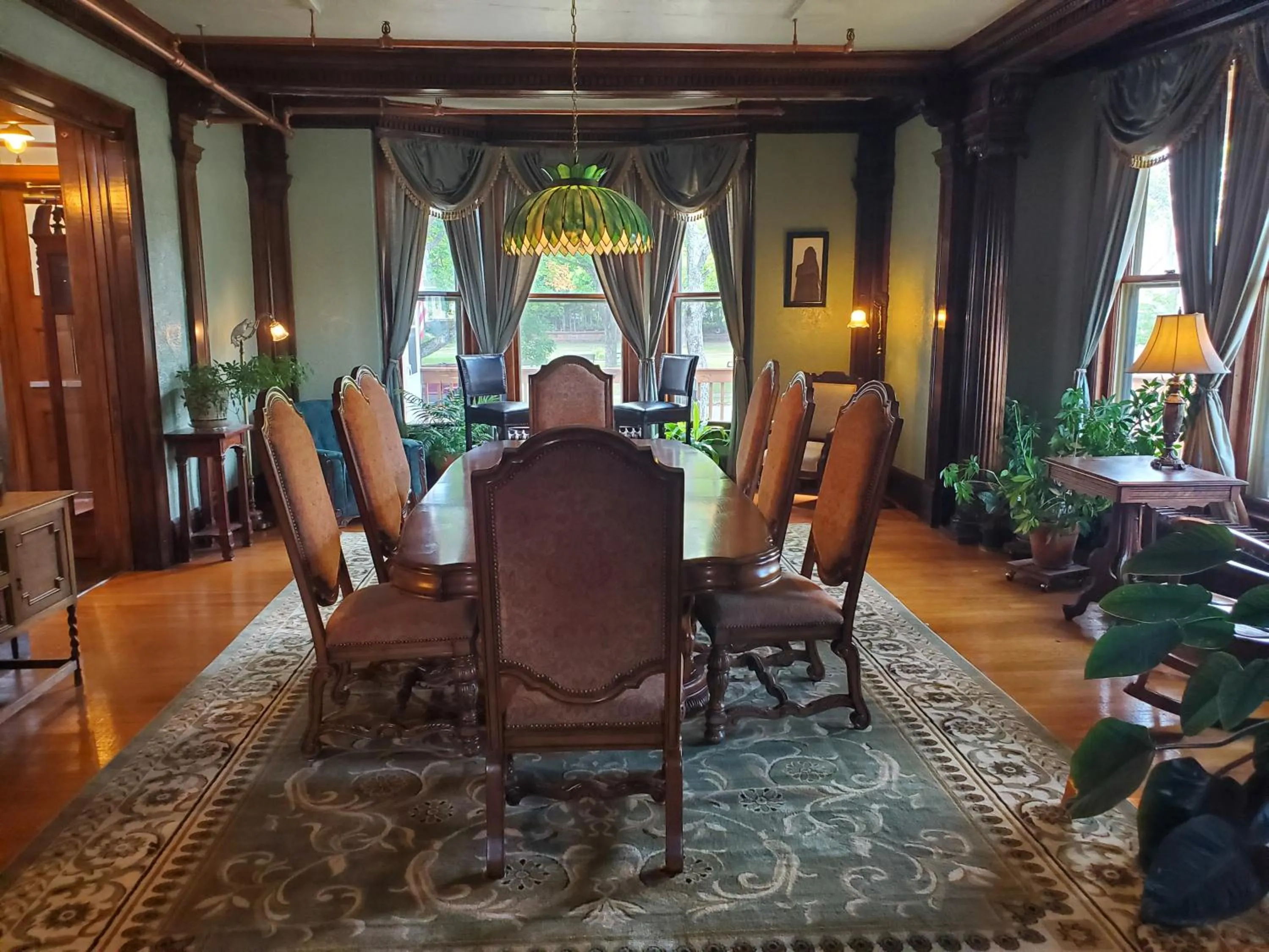 Communal lounge/ TV room in Daniell Manor