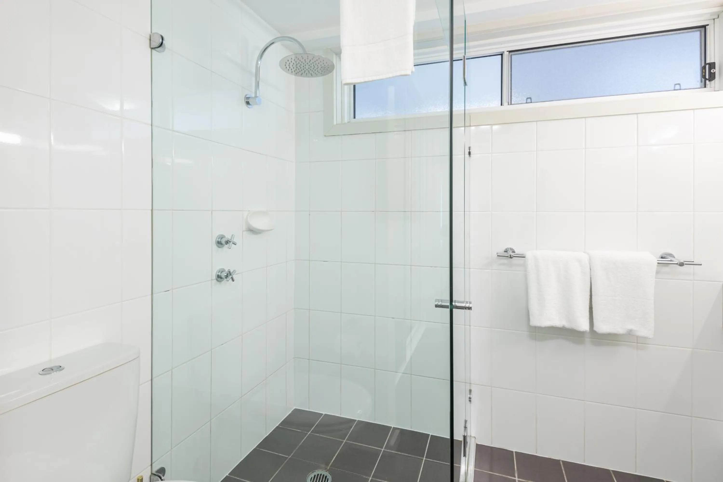 Warners Bay Apartments