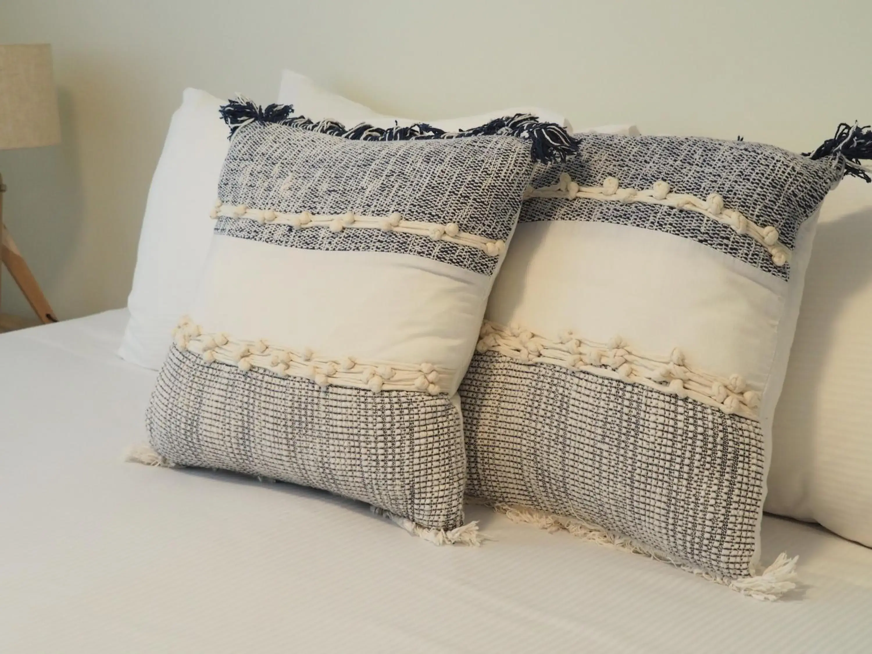 Superior Two Bedroom Apartment in Warners Bay Apartments Superior Two Bedroom Apartment in Warners Bay Apartments