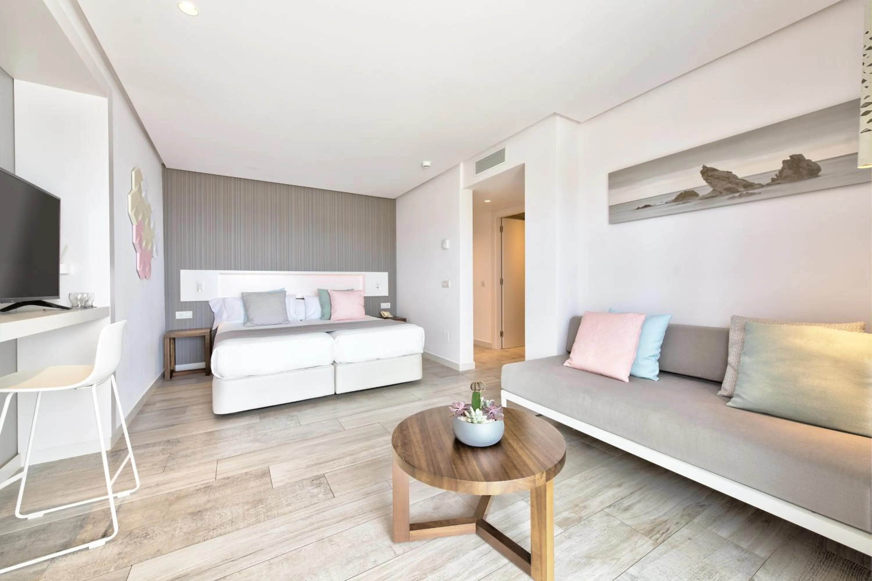 Photo of the whole room in Hotel Garbi Ibiza & Spa