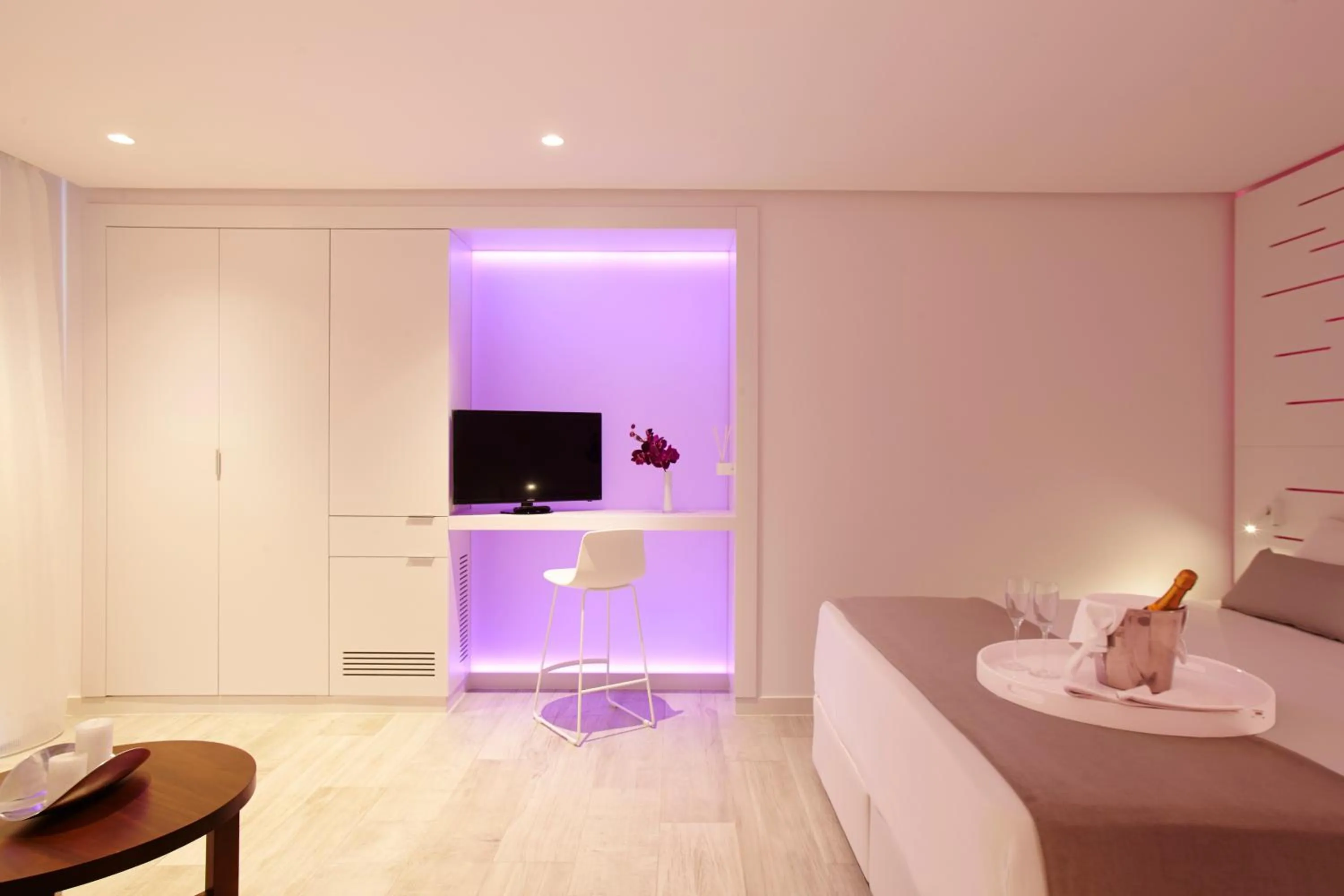 Bedroom, Bed in Hotel Garbi Ibiza & Spa