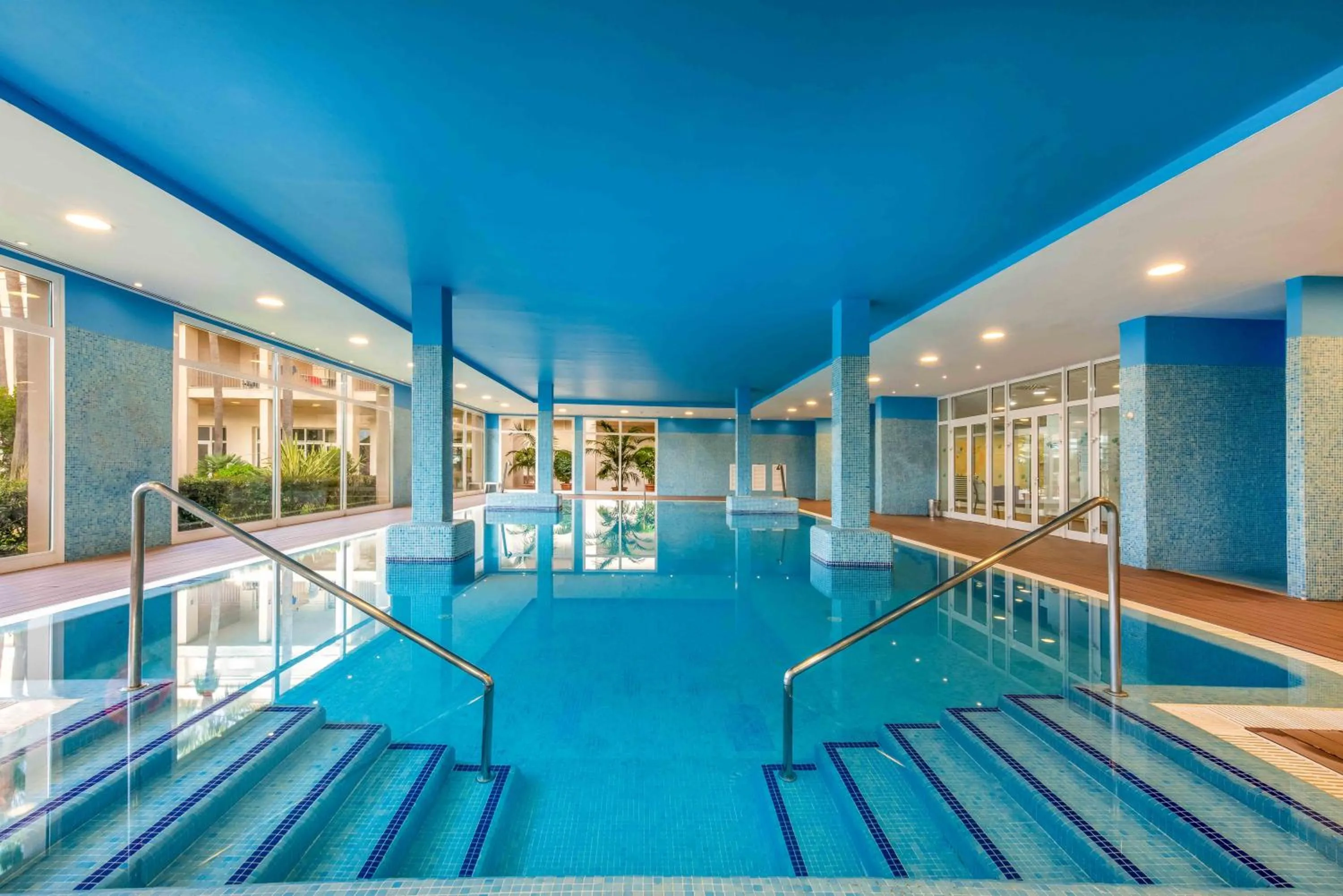 Swimming pool in Valentin Sancti Petri