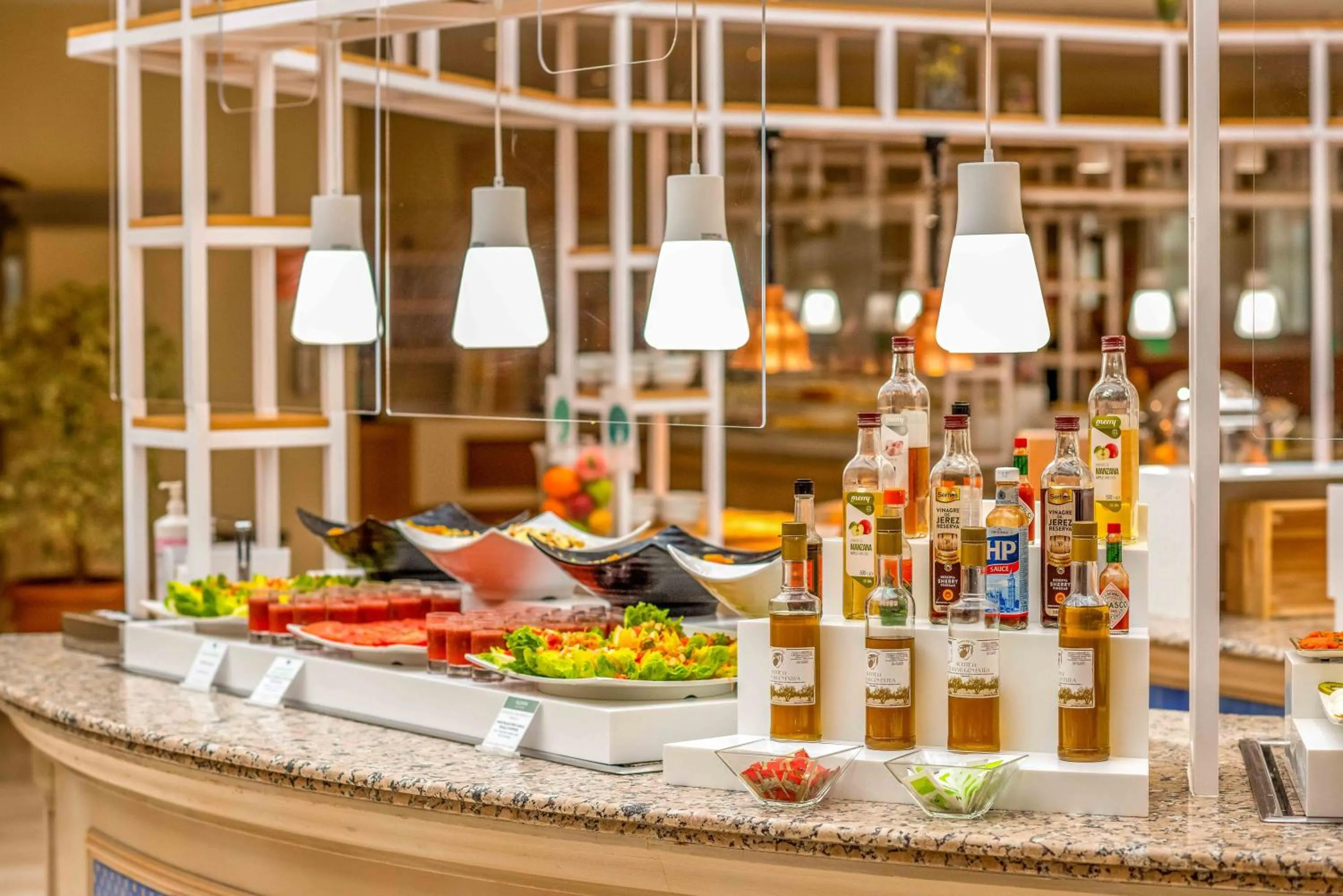 Food and drinks in Valentin Sancti Petri