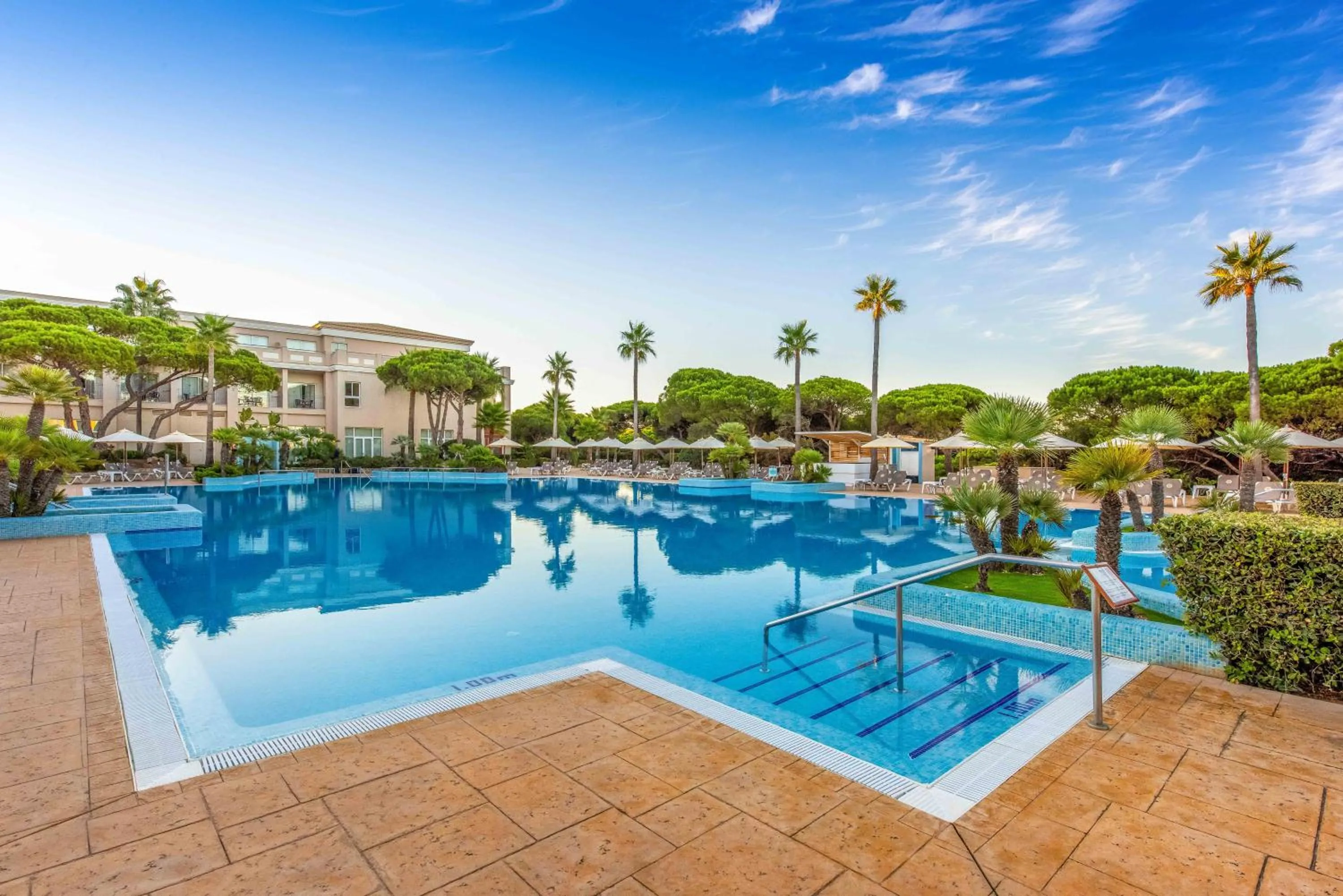 Swimming pool in Valentin Sancti Petri