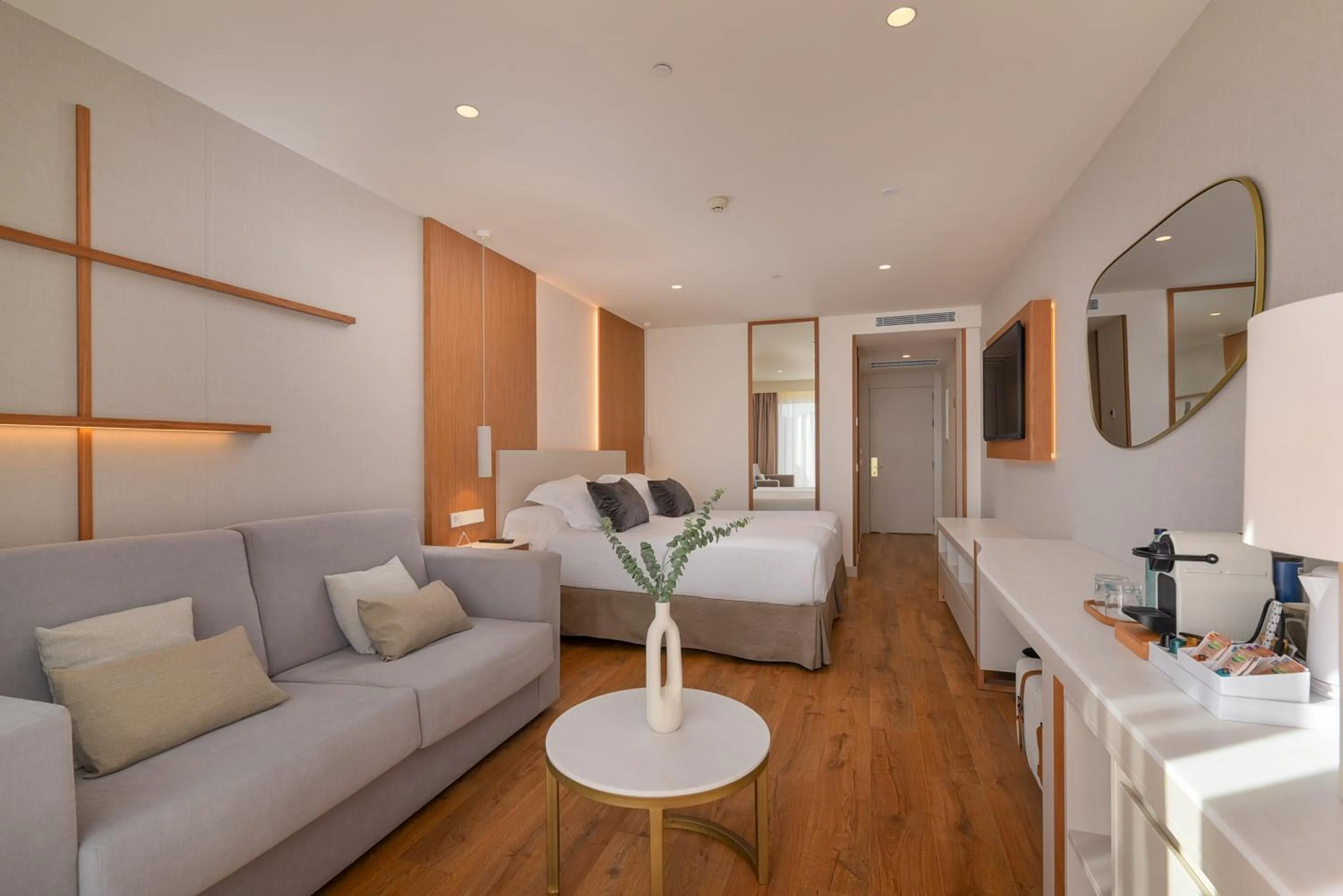 Photo of the whole room in Valentin Sancti Petri