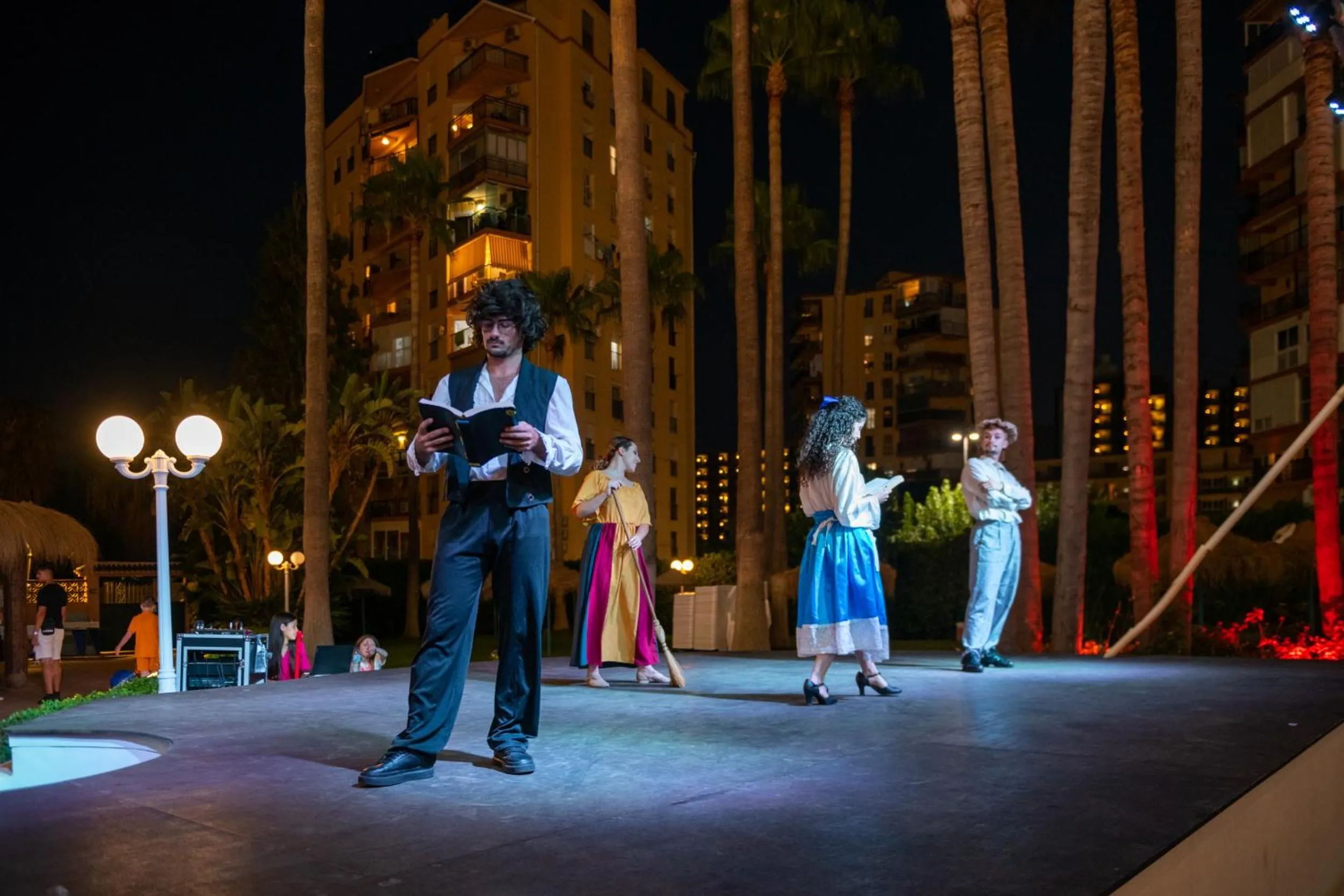 Evening entertainment in Hotel Parasol by Dorobe