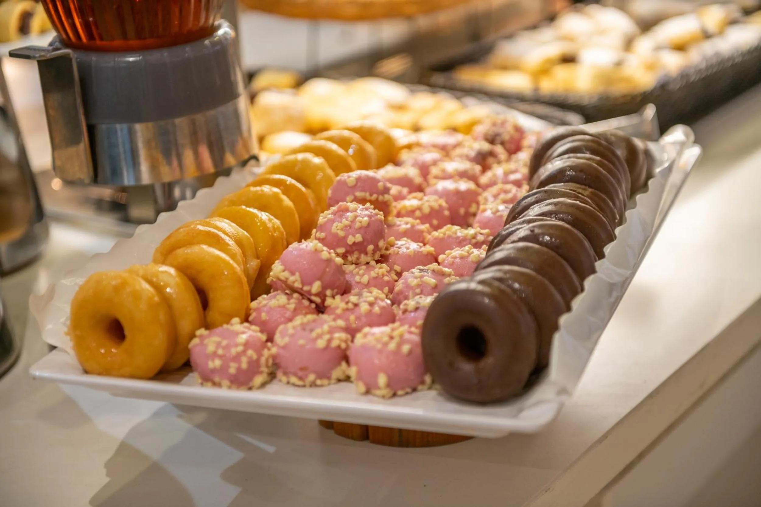 Restaurant/places to eat in Hotel Parasol by Dorobe