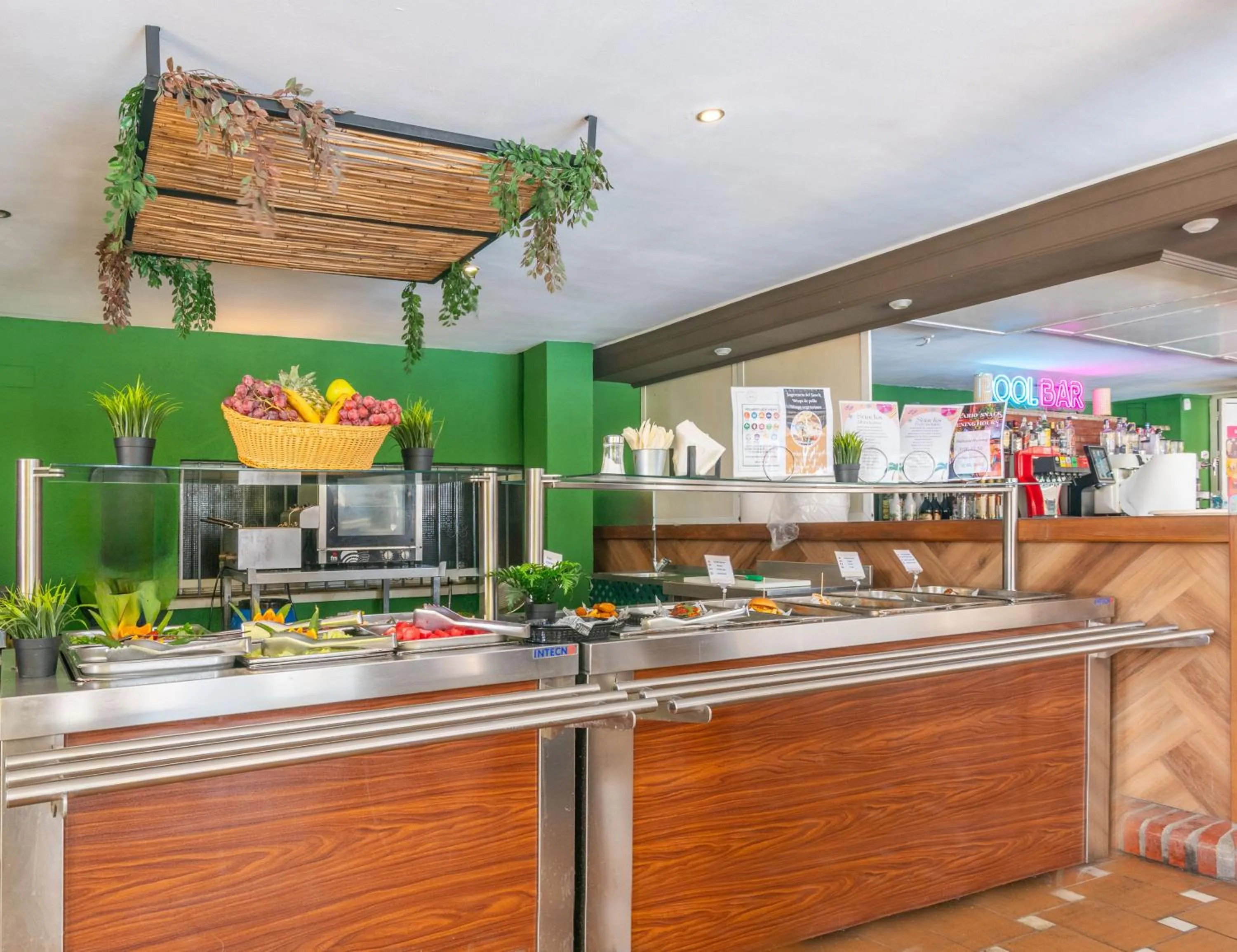 Food and drinks in Hotel Parasol by Dorobe