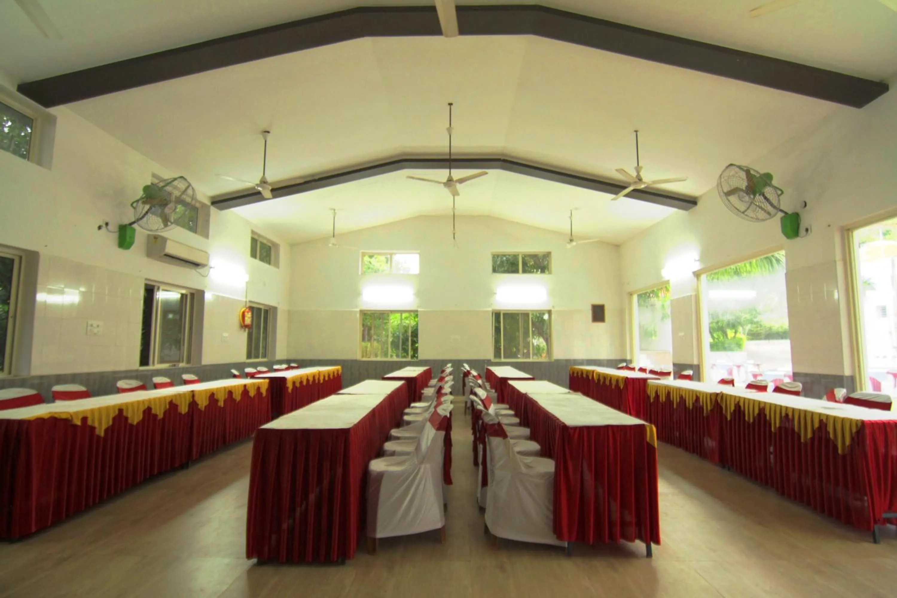 Banquet/Function facilities in Reva Resorts and Holiday Homes