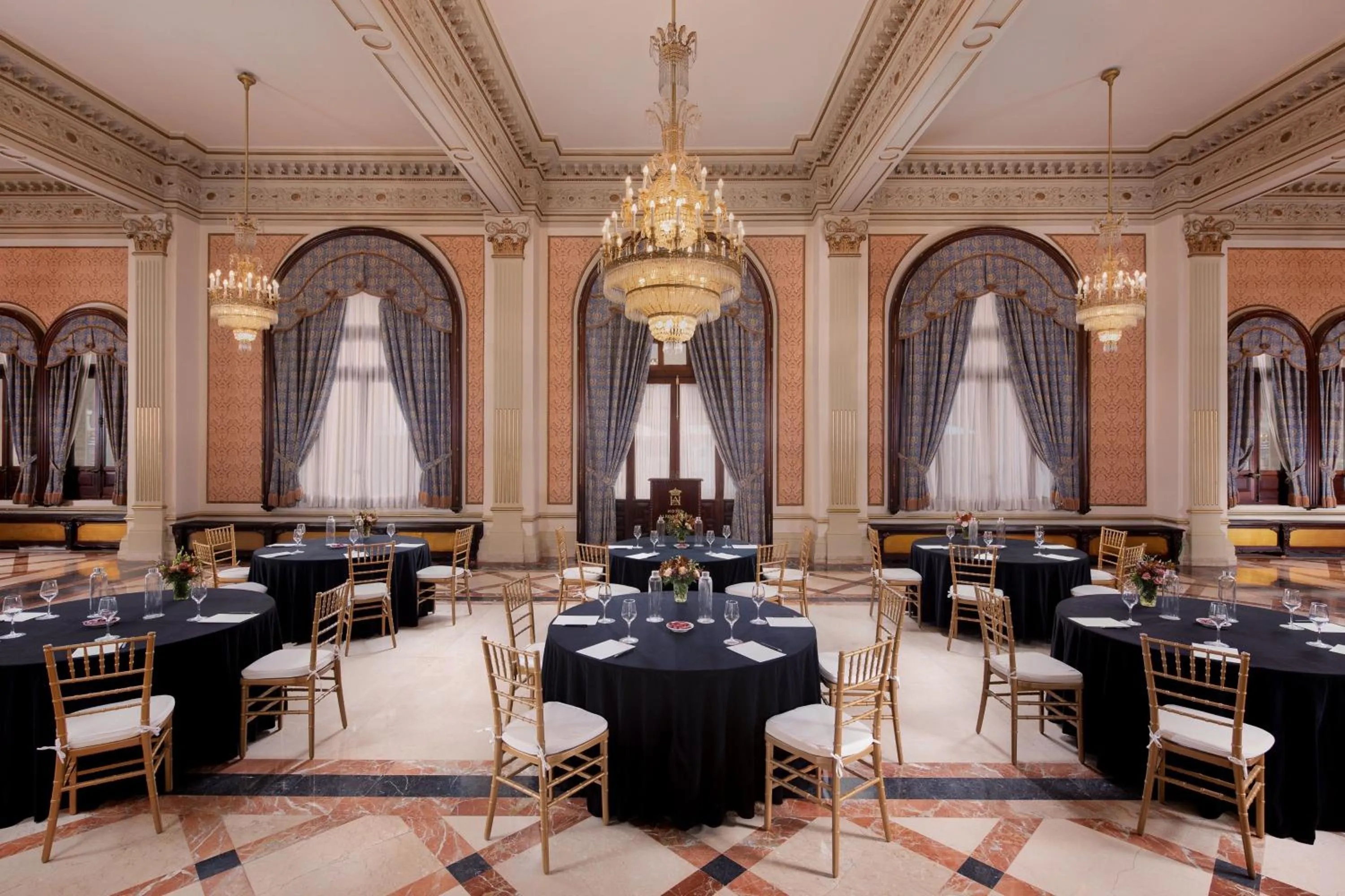 Meeting/conference room in Hotel Alfonso XIII, a Luxury Collection Hotel, Seville