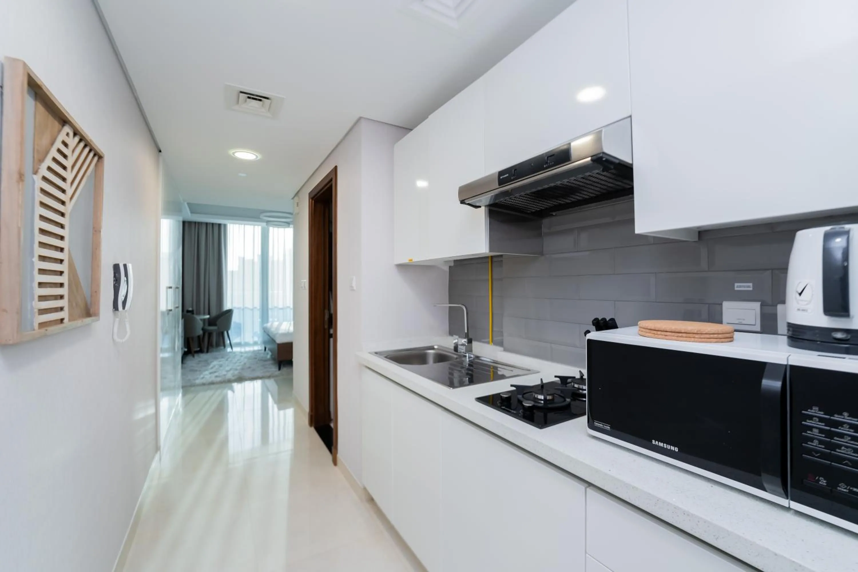 Kitchen or kitchenette in Kasco Homes Waves Tower Business Bay