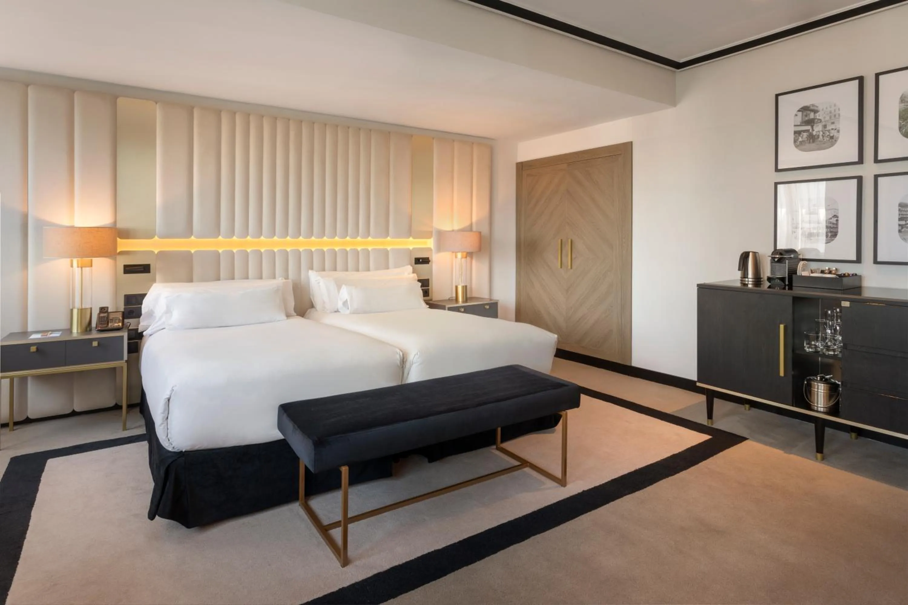 Bedroom, Bed in Melia Castilla