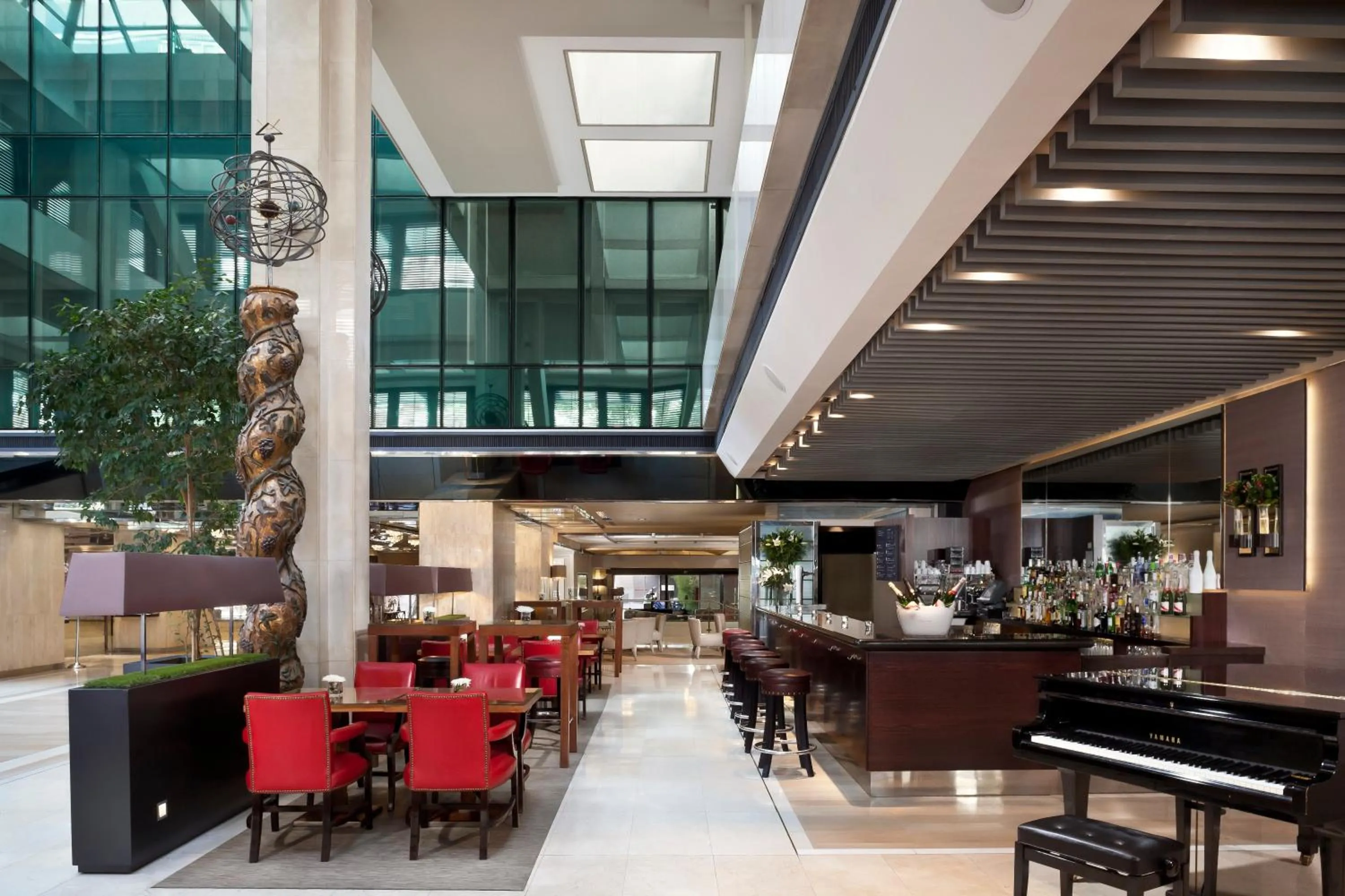 Lobby or reception in Melia Castilla