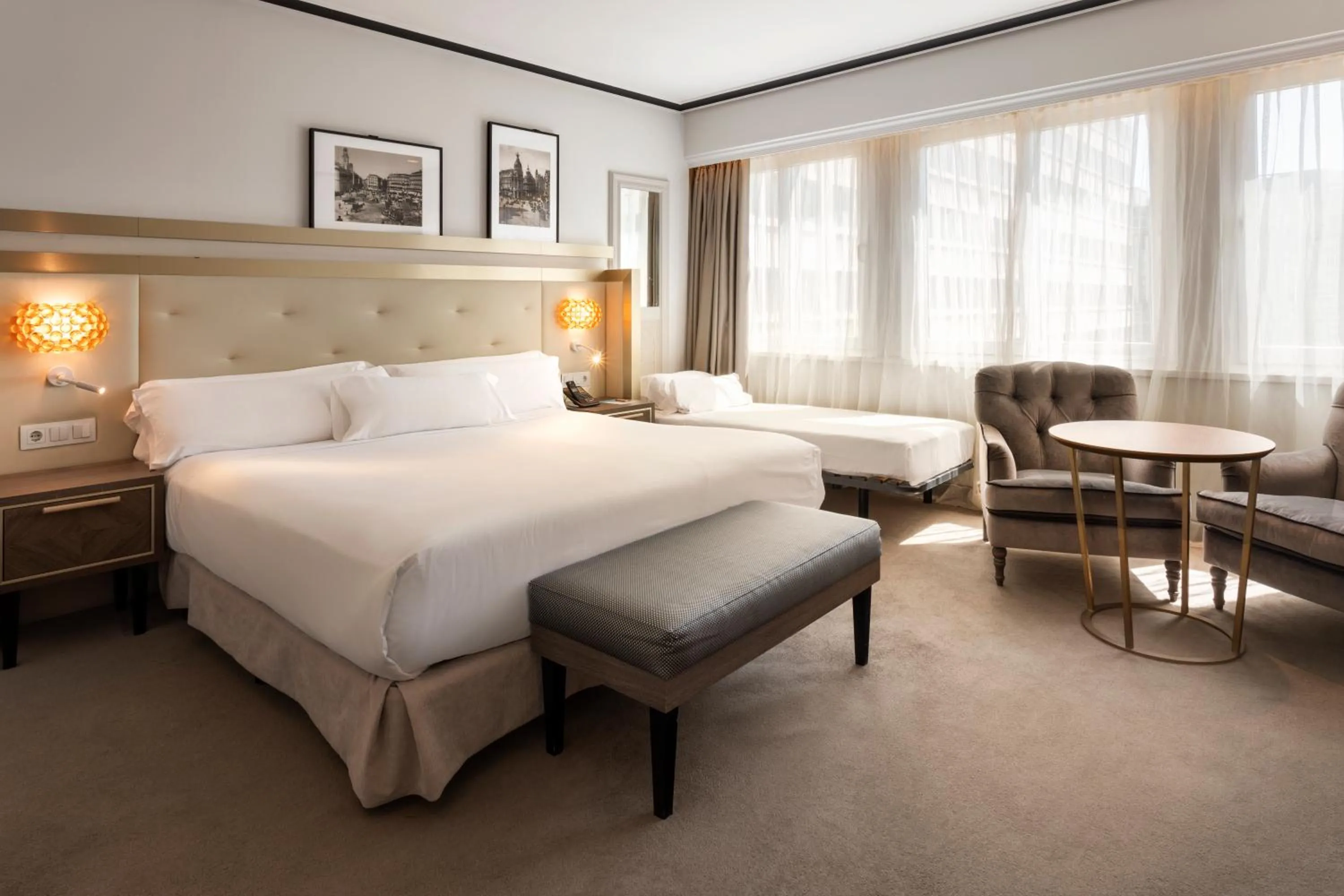 Bedroom, Bed in Melia Castilla