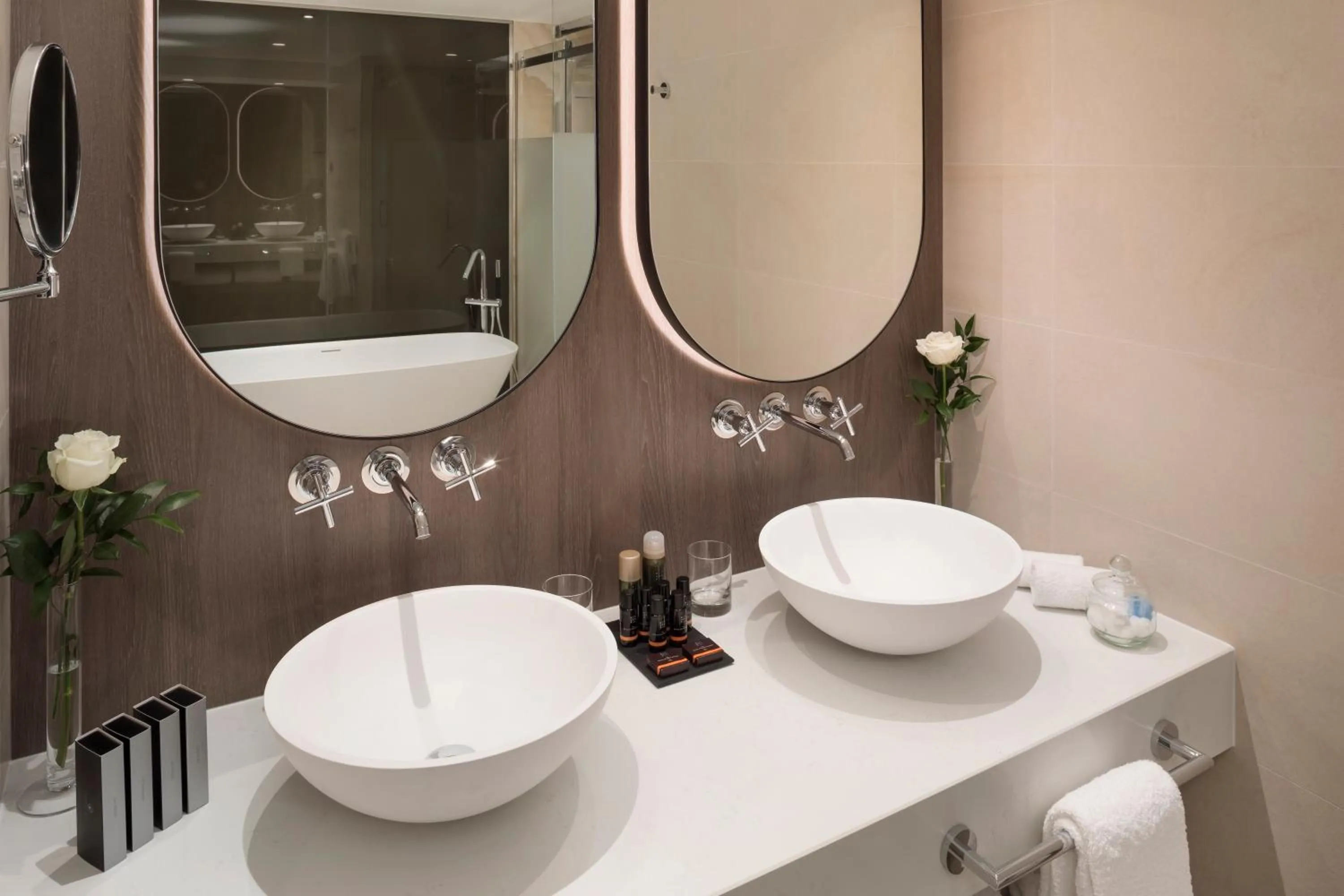 Bathroom in Melia Castilla